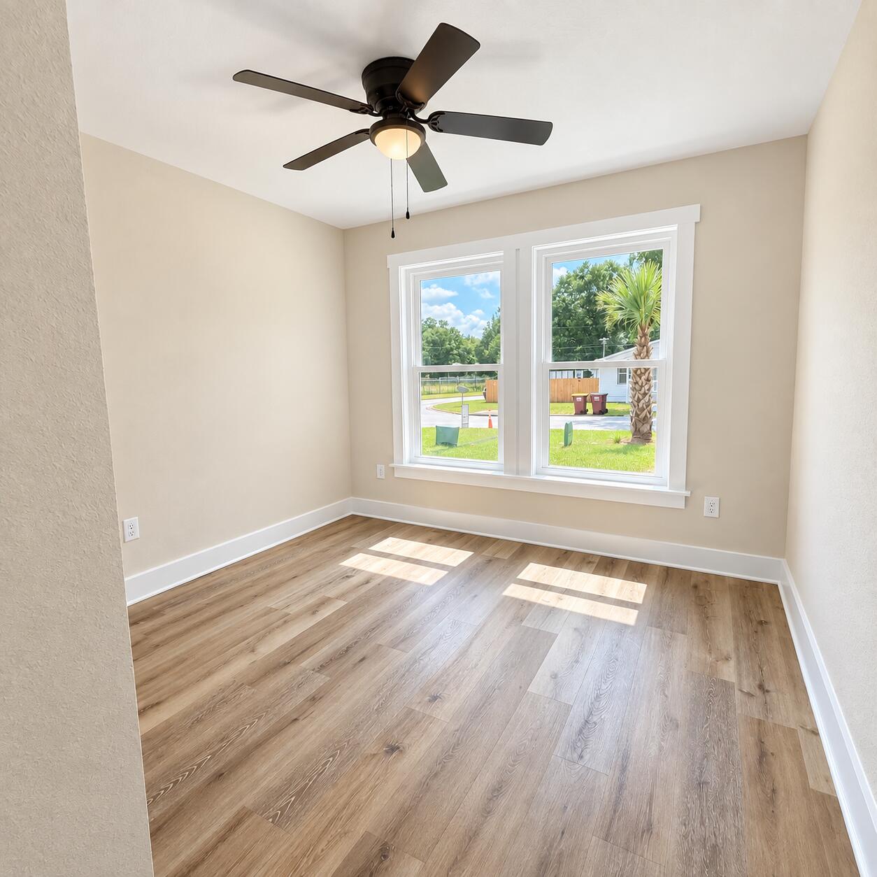 CRESTVIEW LOT 15 BLK 153 - Residential