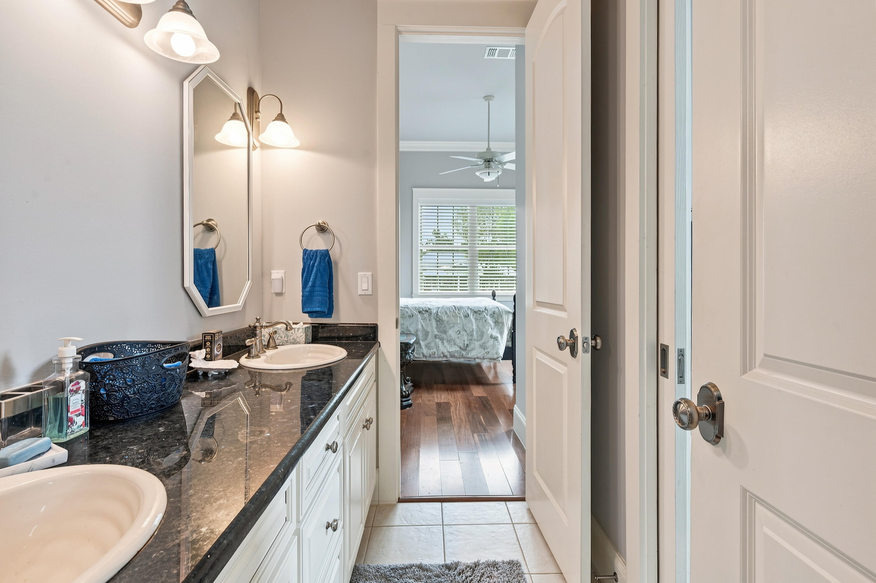 GREY MOSS POINT - Residential