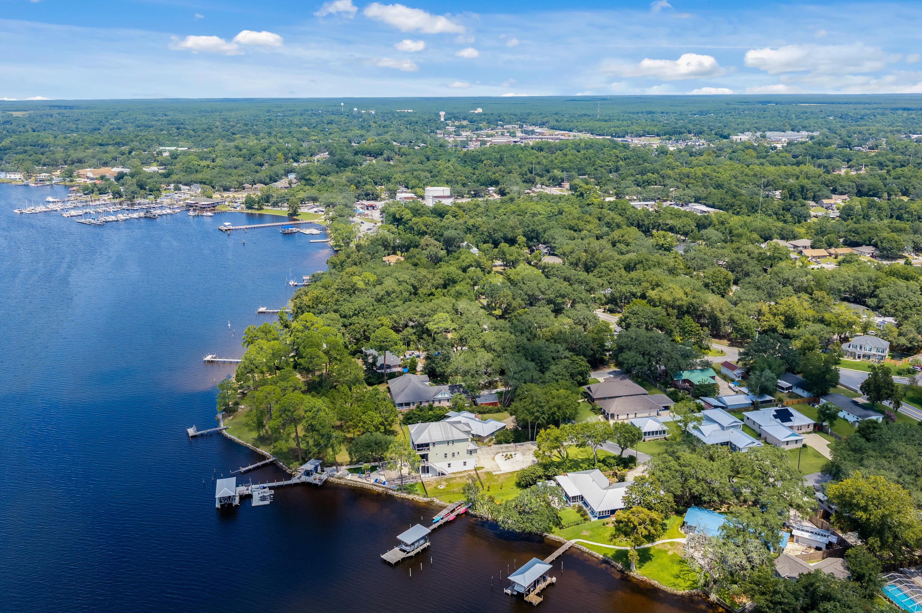 GREY MOSS POINT - Residential
