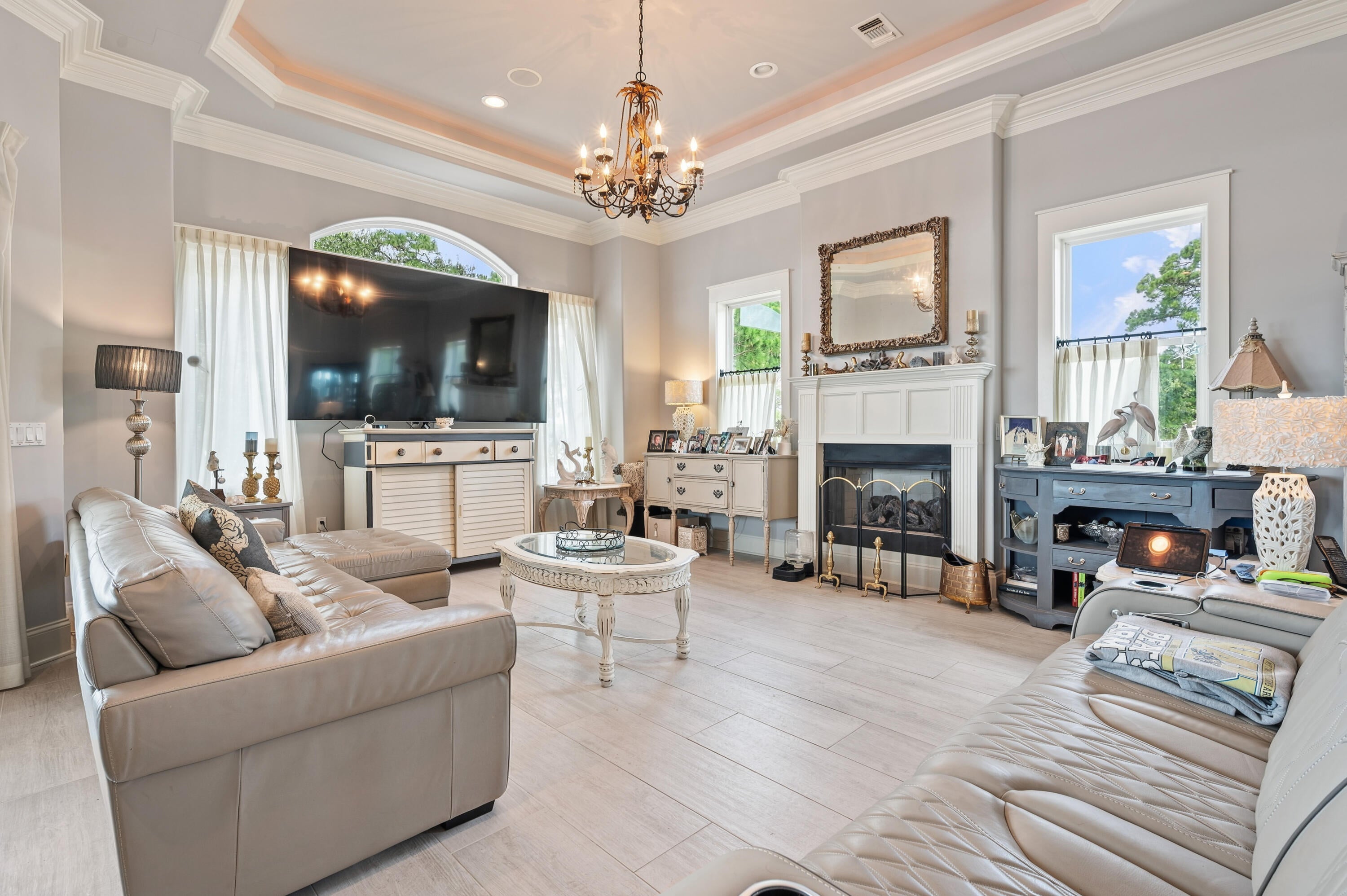 GREY MOSS POINT - Residential