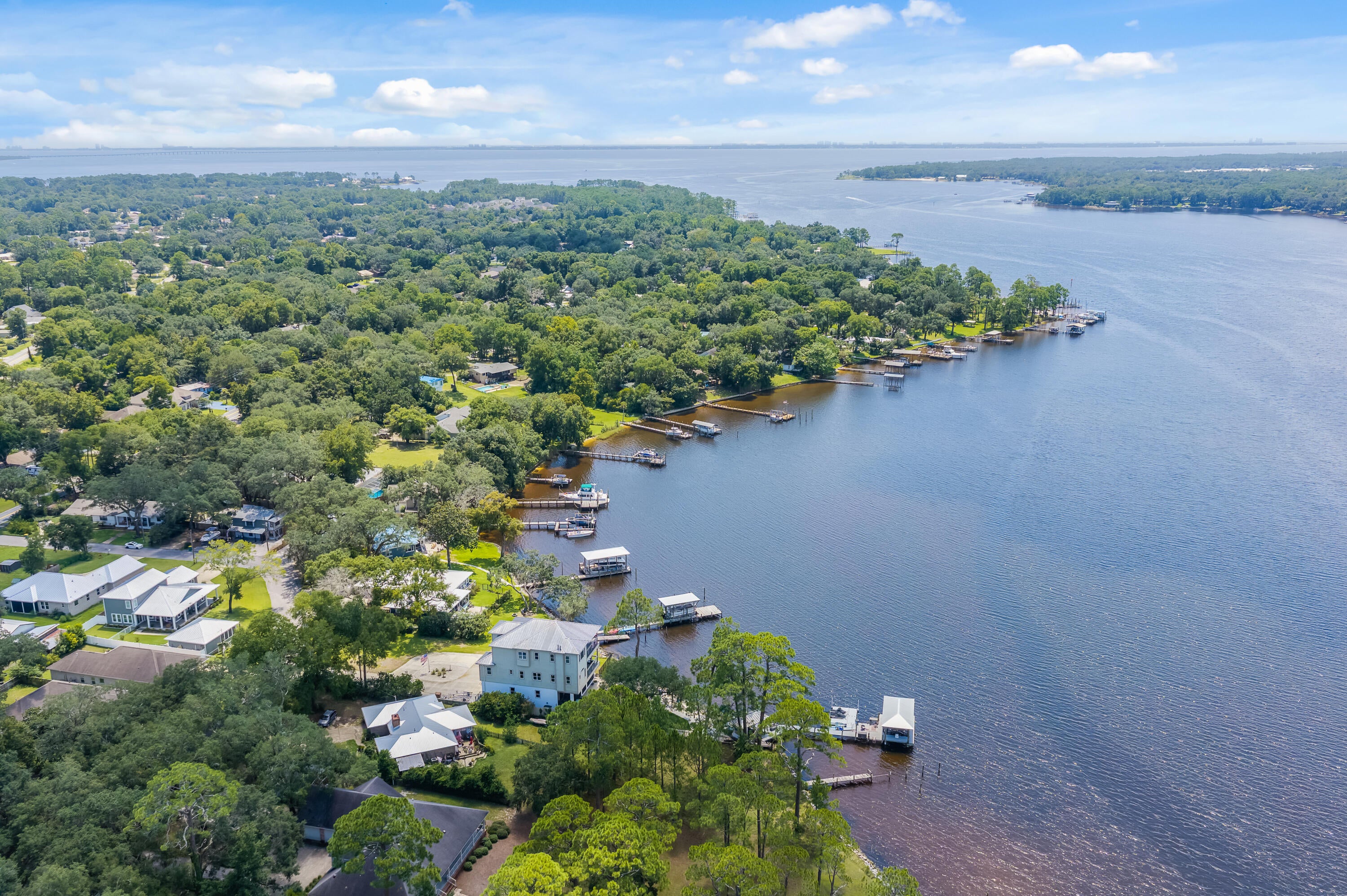 GREY MOSS POINT - Residential