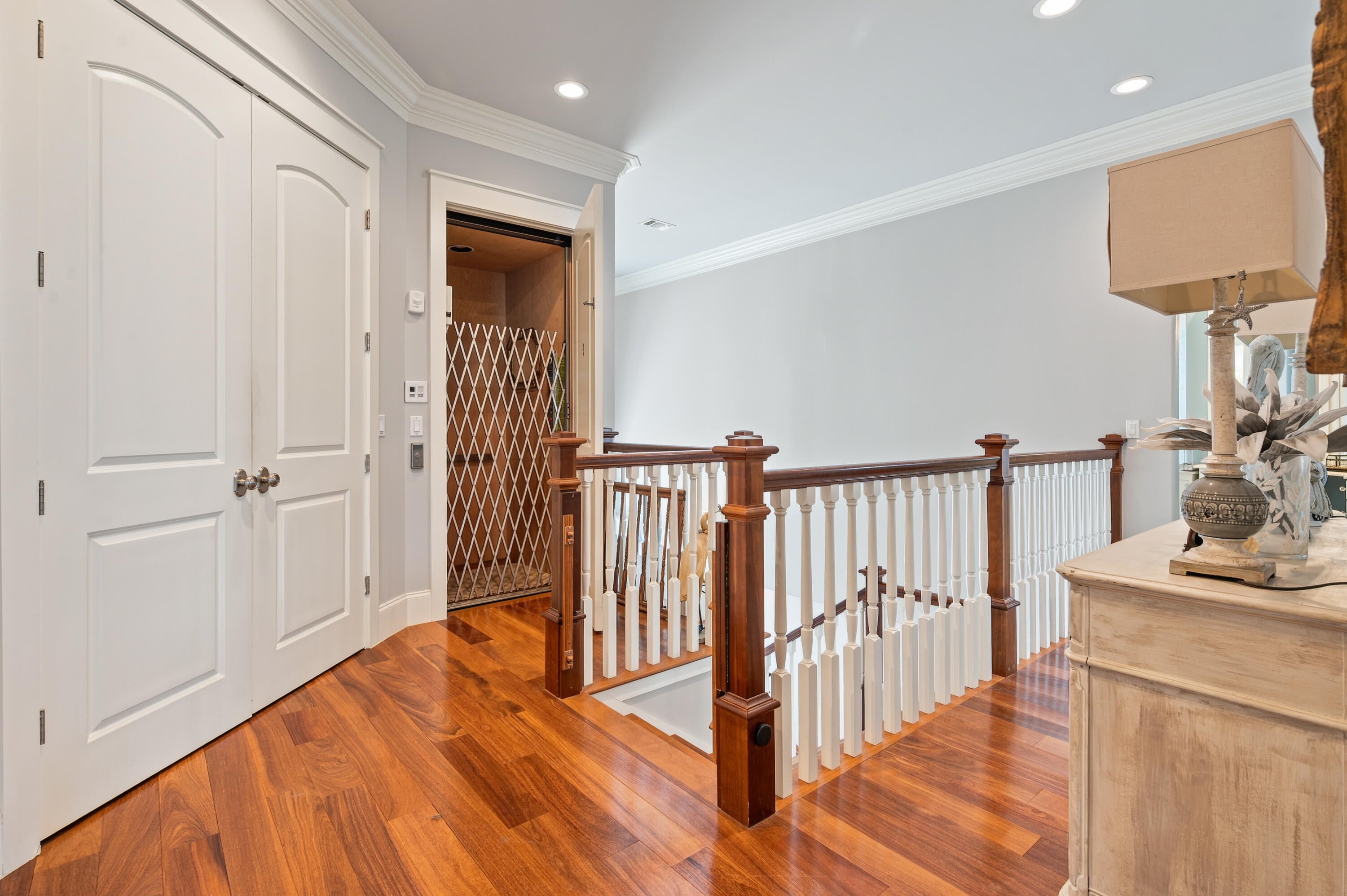 GREY MOSS POINT - Residential