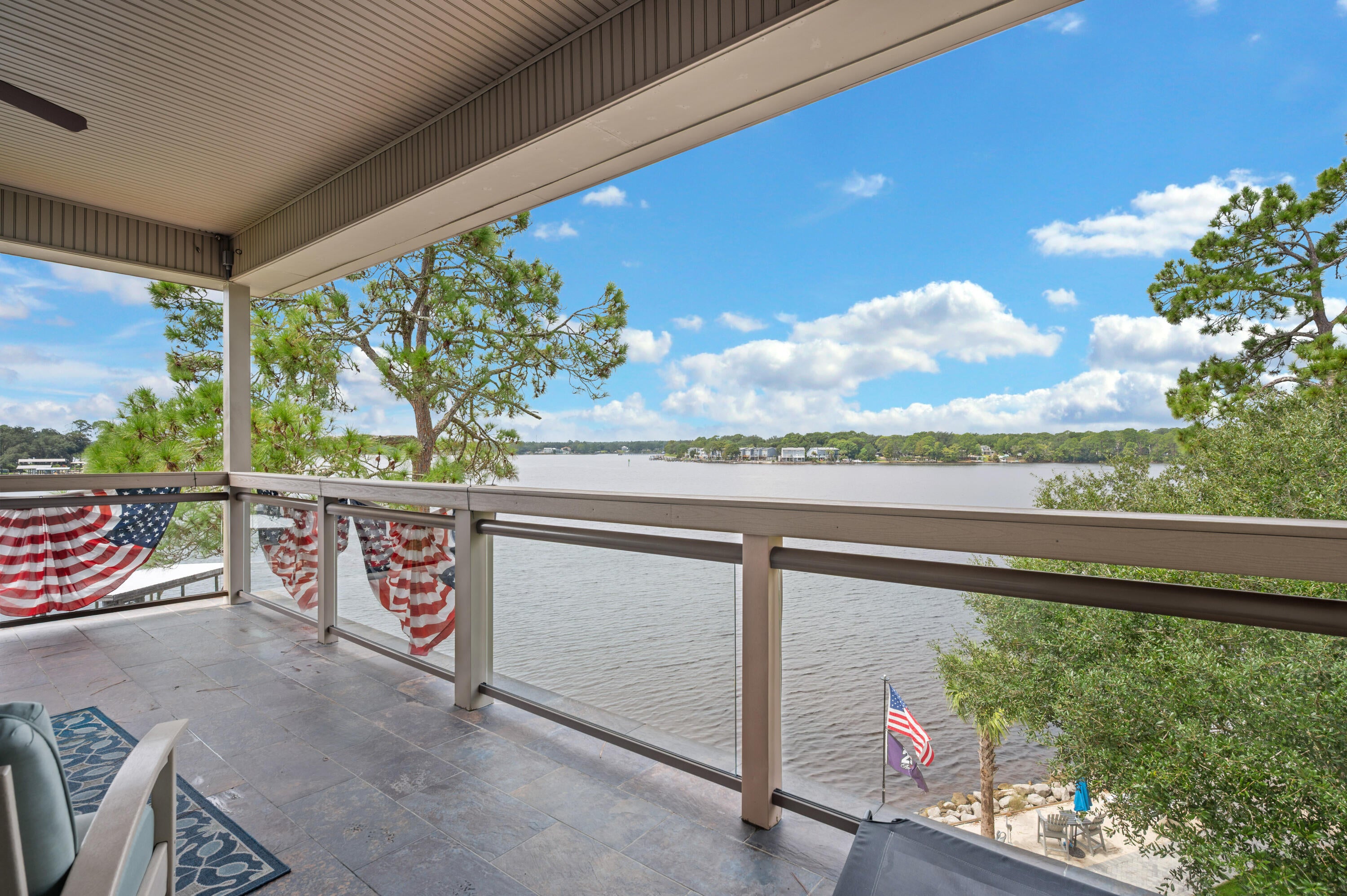 GREY MOSS POINT - Residential