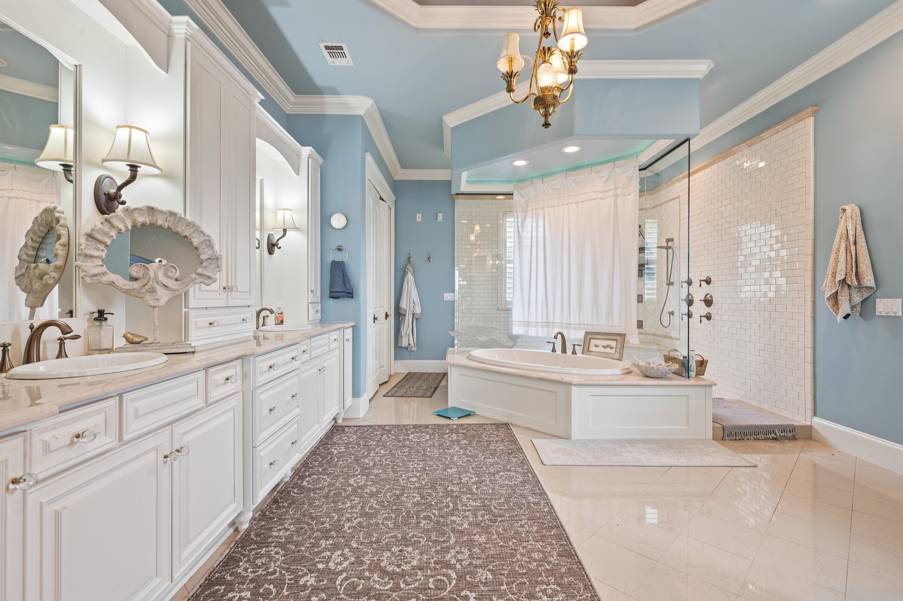 GREY MOSS POINT - Residential