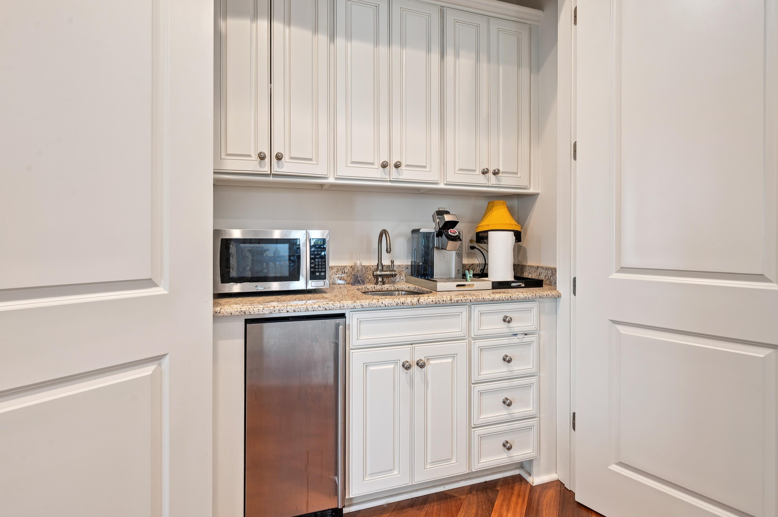 GREY MOSS POINT - Residential
