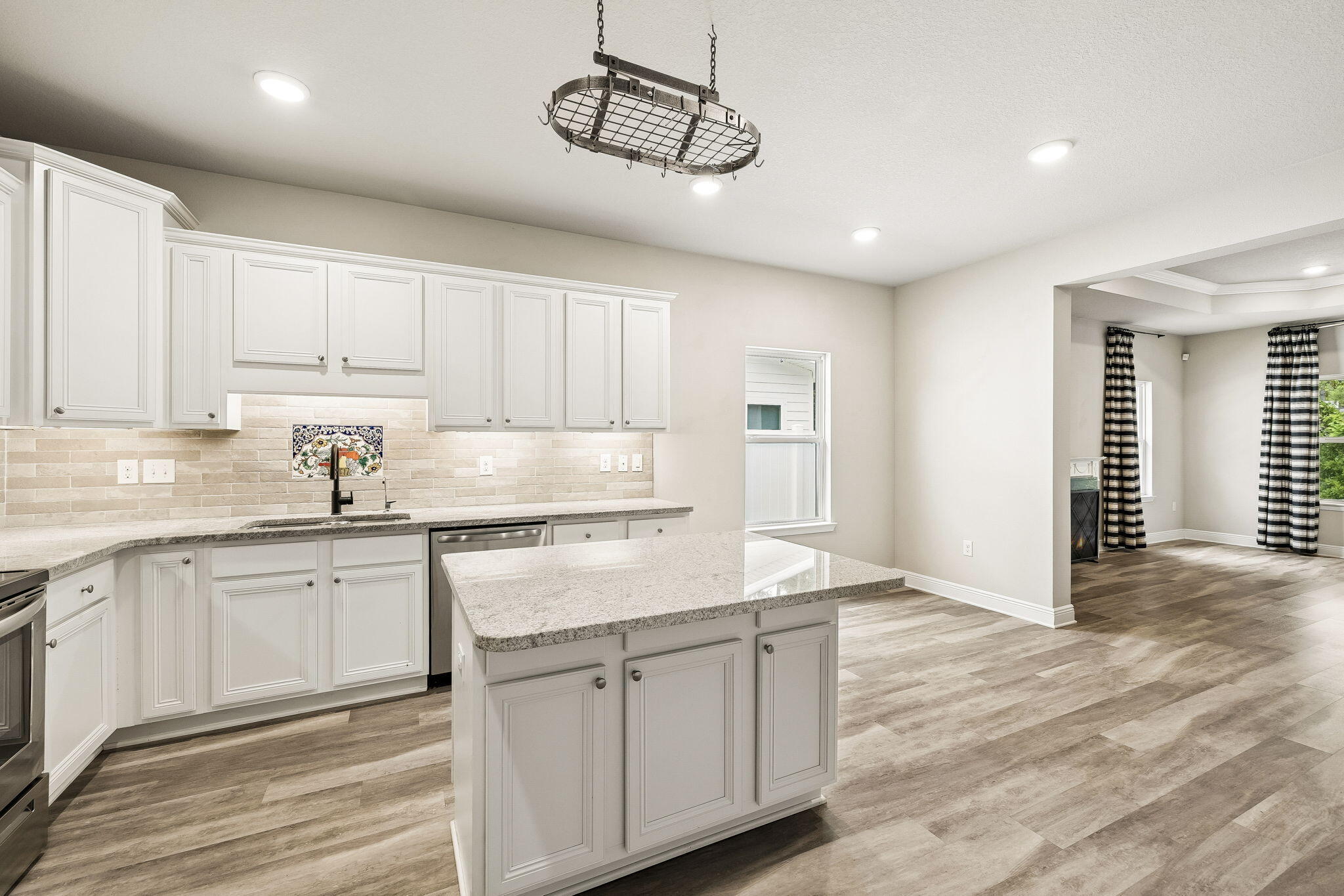 SOUTHERN PINES - Residential