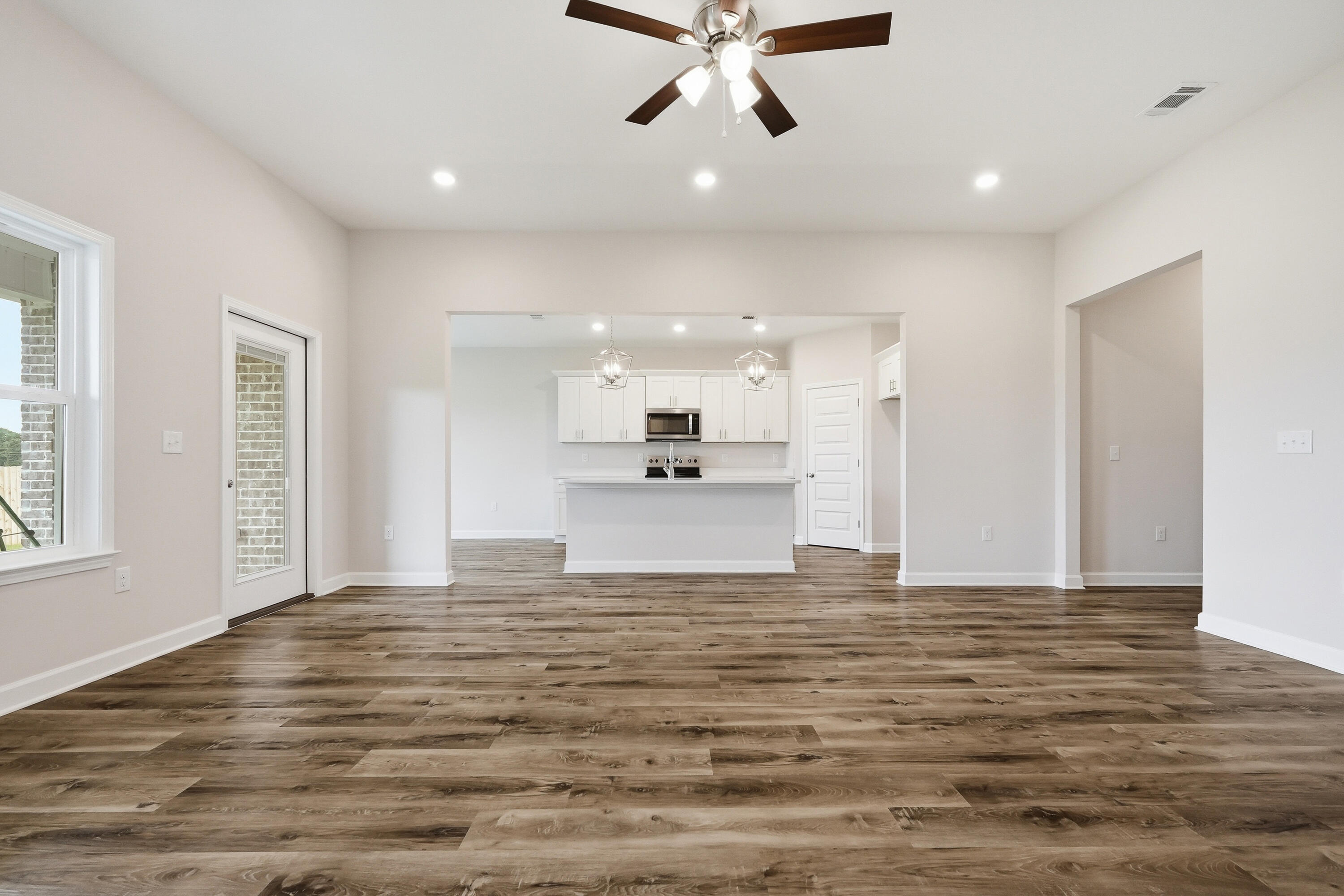 Southern Charm - Residential