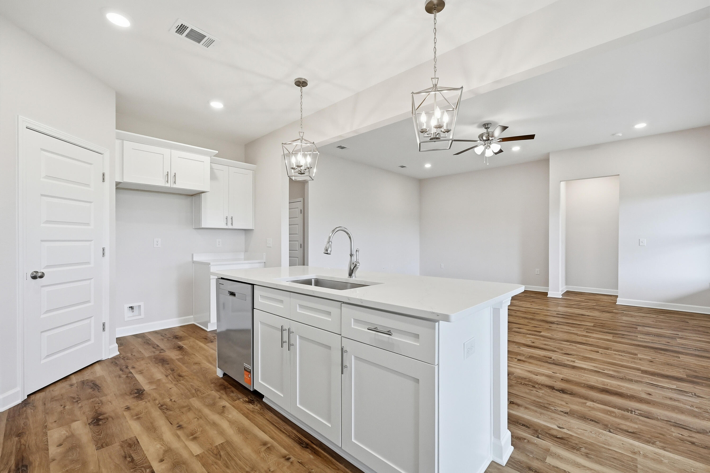 Southern Charm - Residential