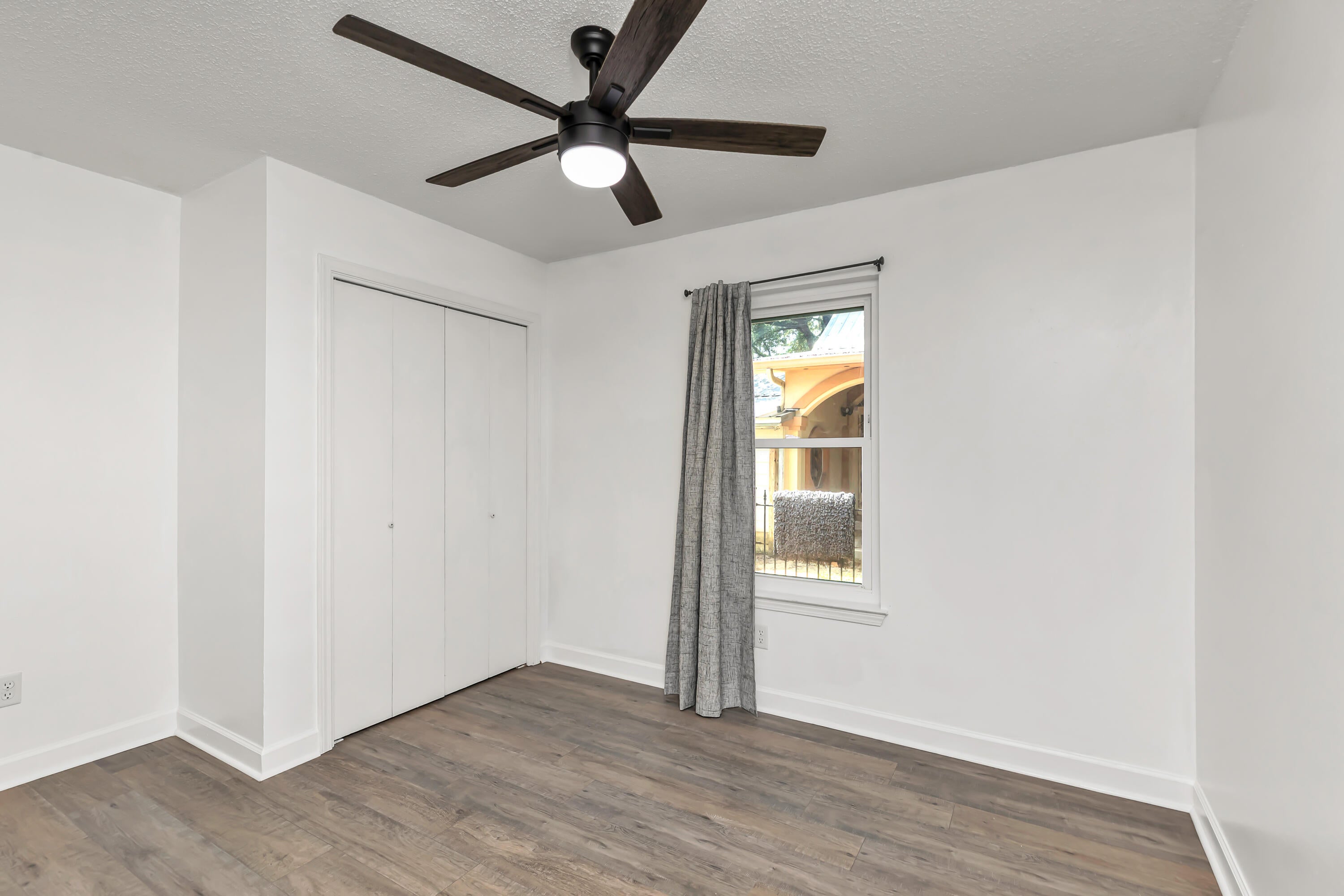 PALM ESTATES UNIT 2 - Residential