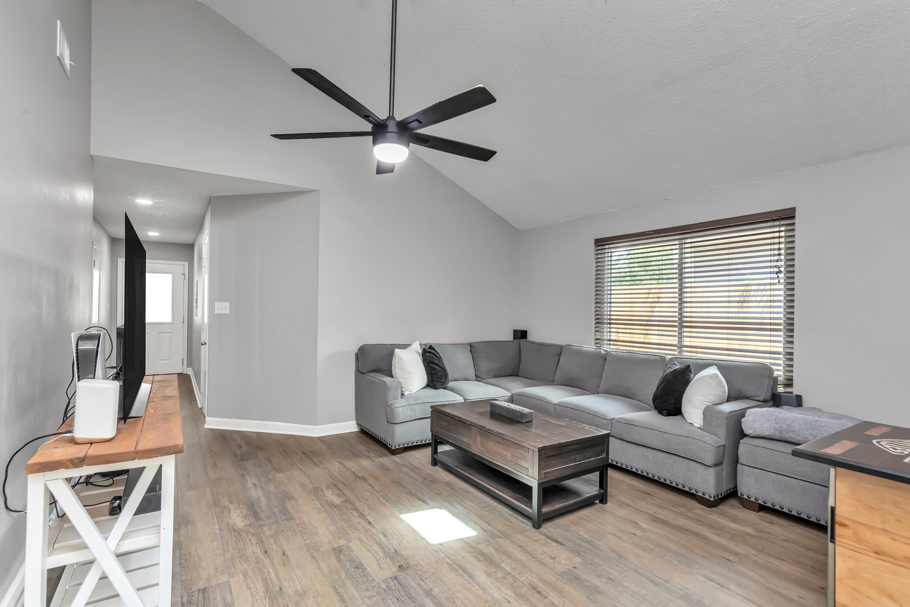 PALM ESTATES UNIT 2 - Residential