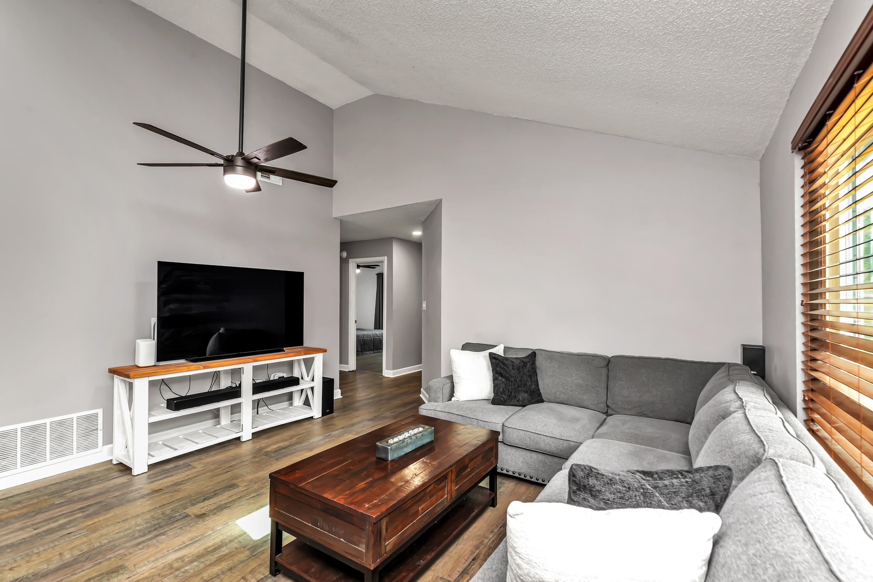 PALM ESTATES UNIT 2 - Residential