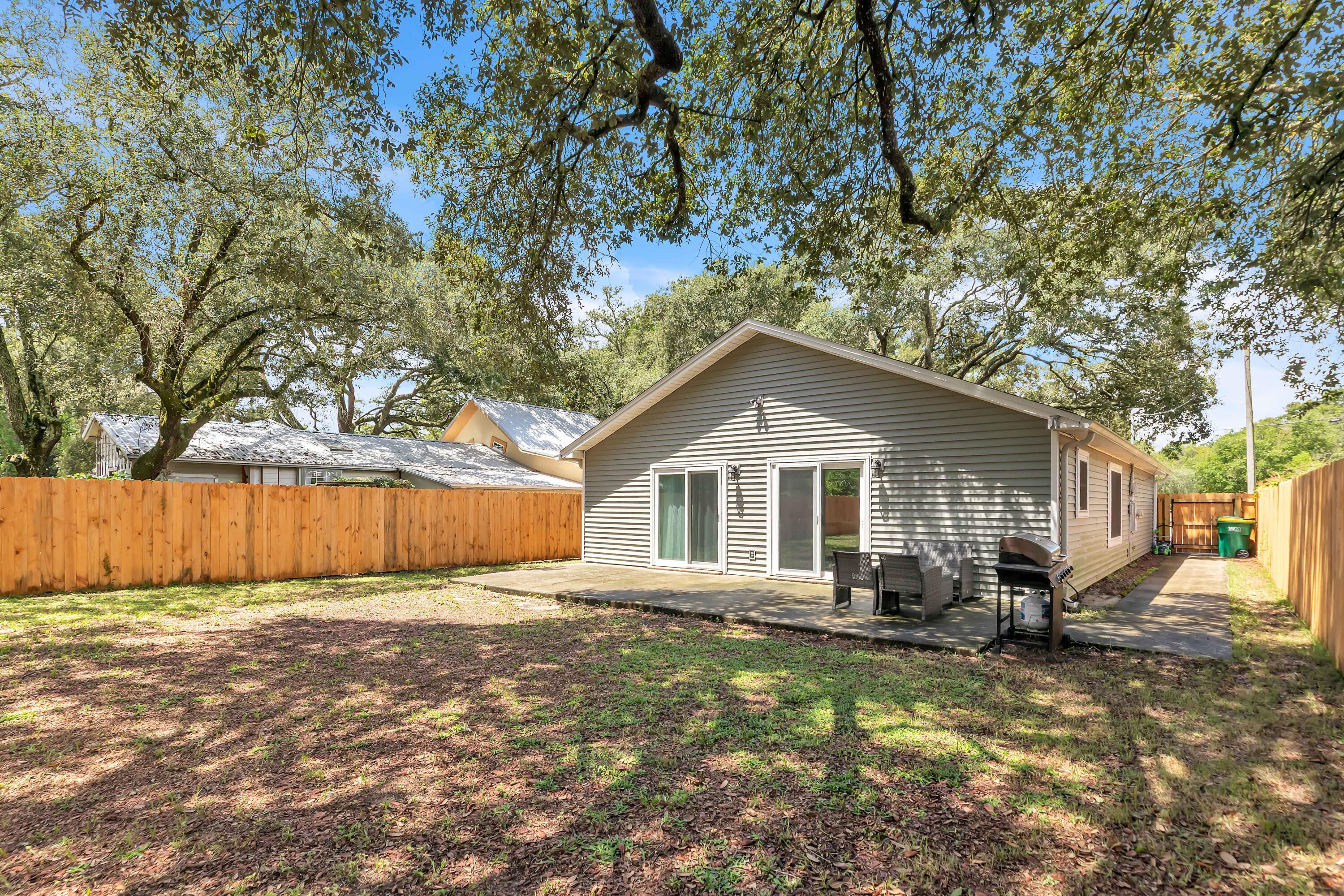 PALM ESTATES UNIT 2 - Residential