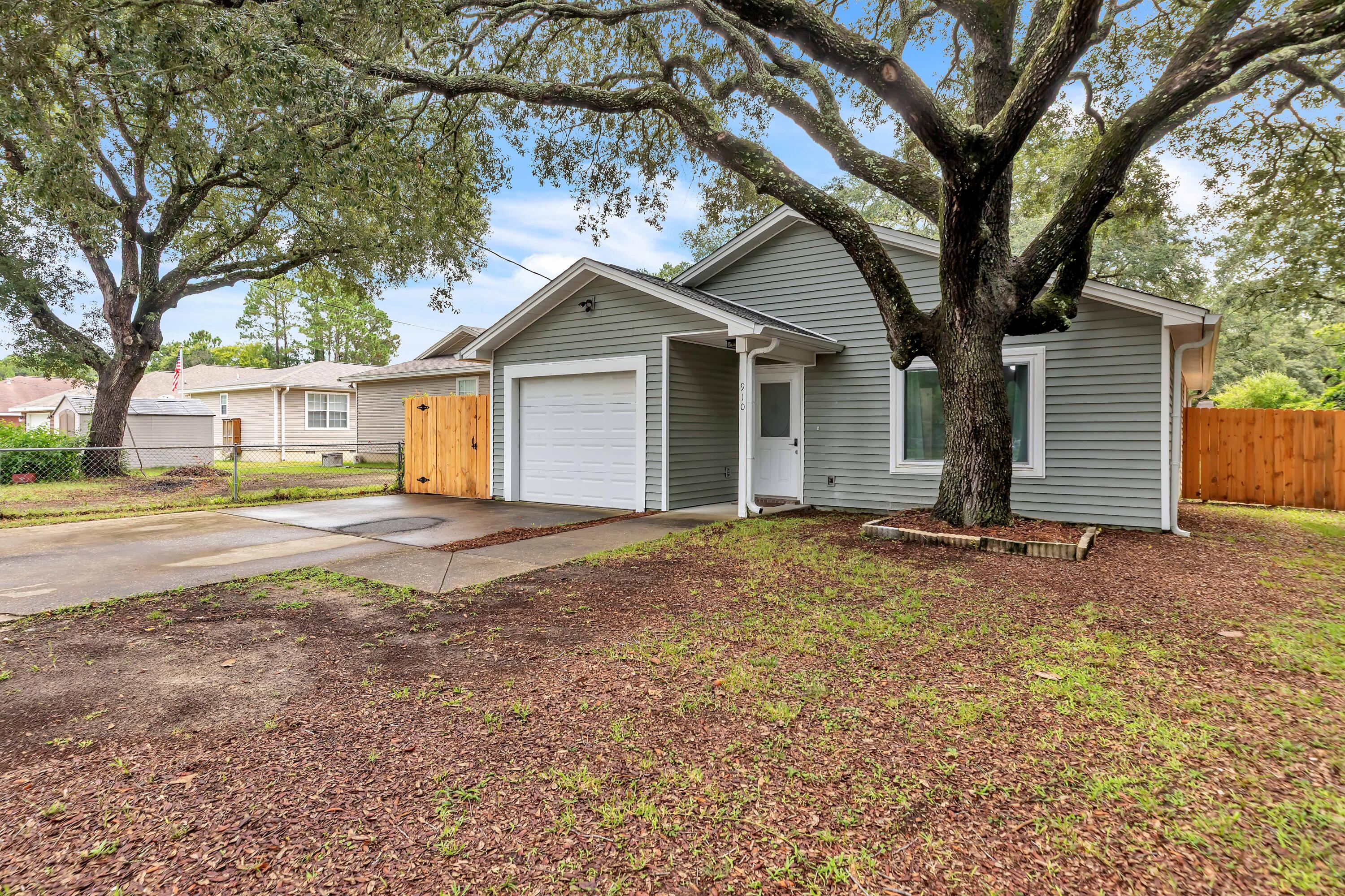 PALM ESTATES UNIT 2 - Residential