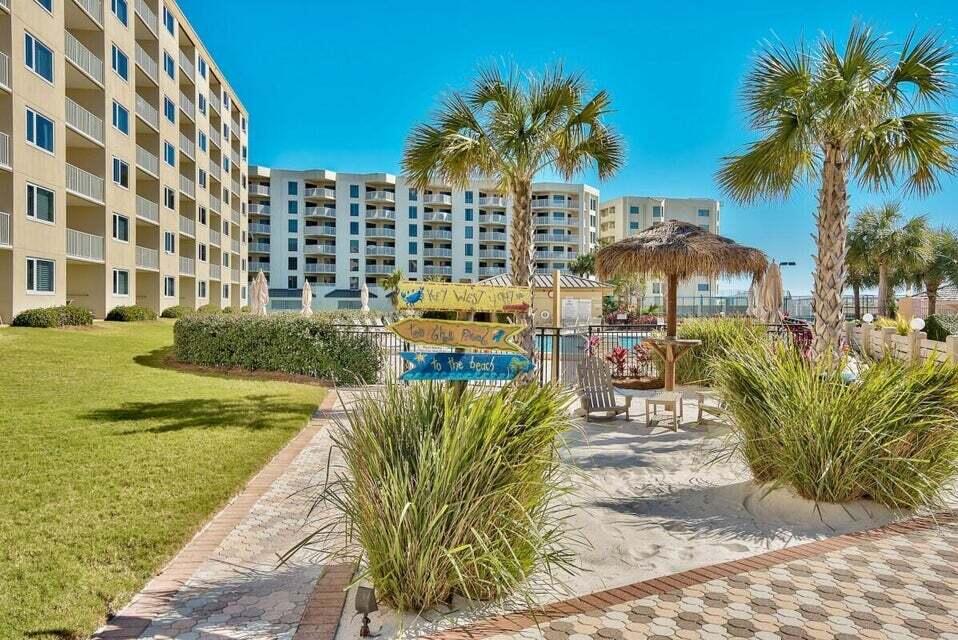 ISLANDER CONDO PH 2 - Residential