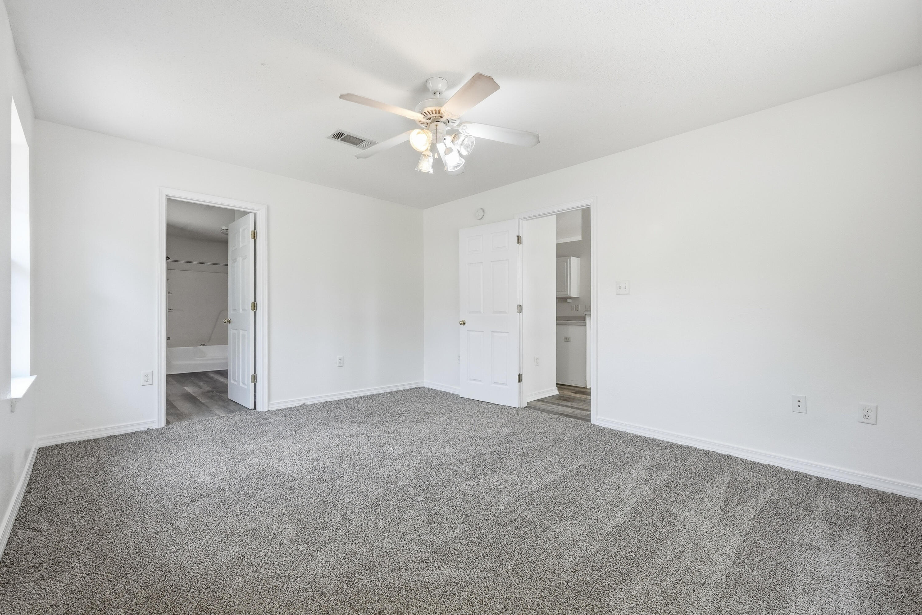 DA LISA ESTATES - Residential