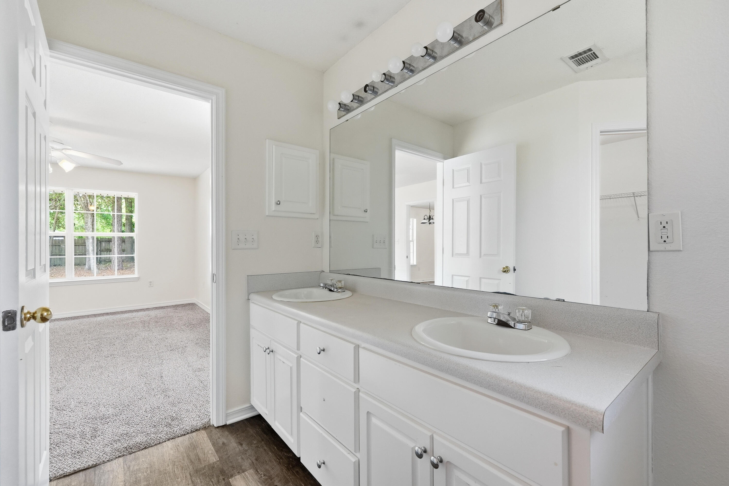 DA LISA ESTATES - Residential