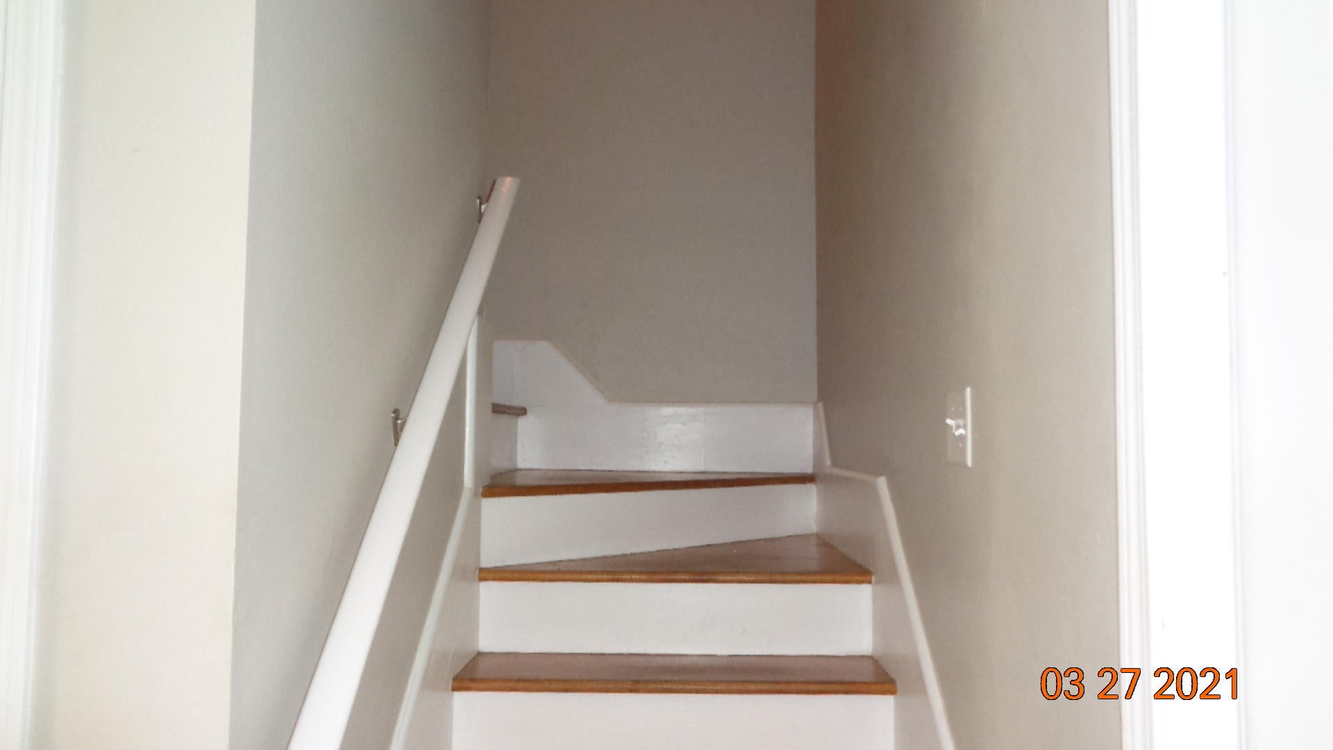MONAHAN MANOR - Residential Lease