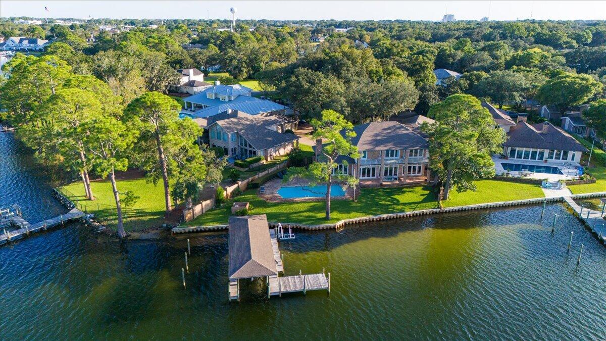 SLEEPY OAKS - Residential