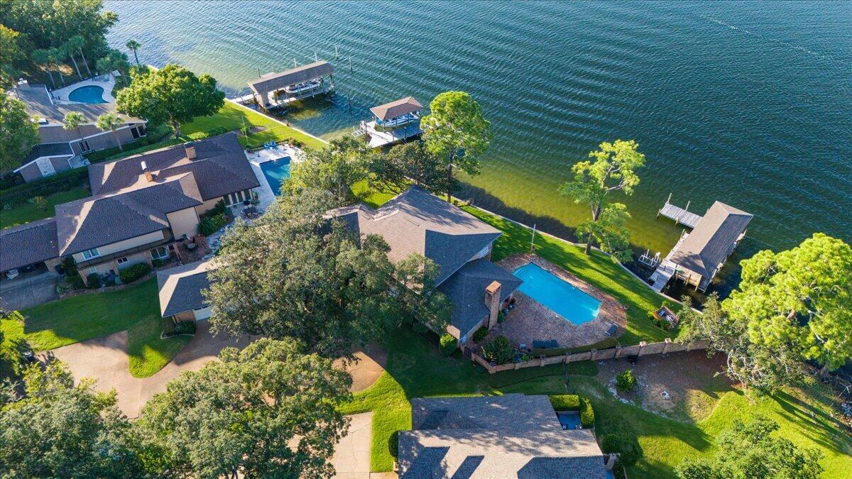 SLEEPY OAKS - Residential