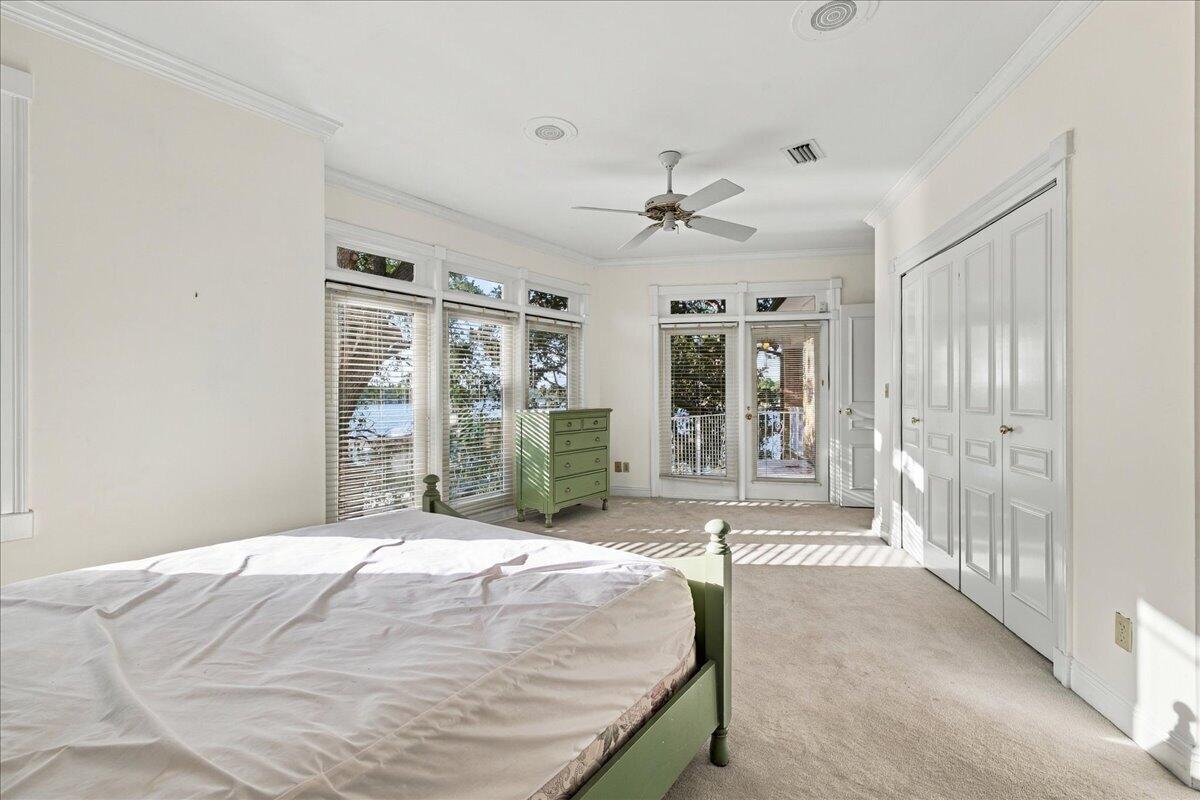 SLEEPY OAKS - Residential