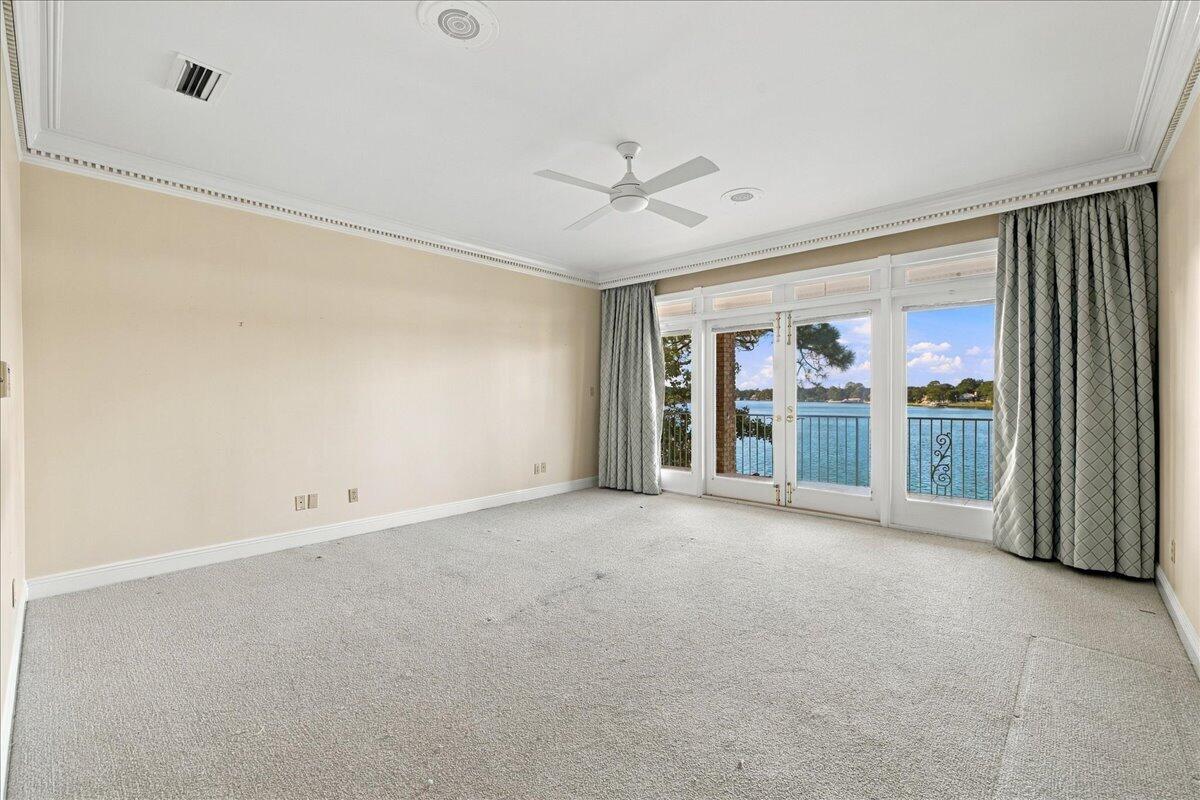SLEEPY OAKS - Residential