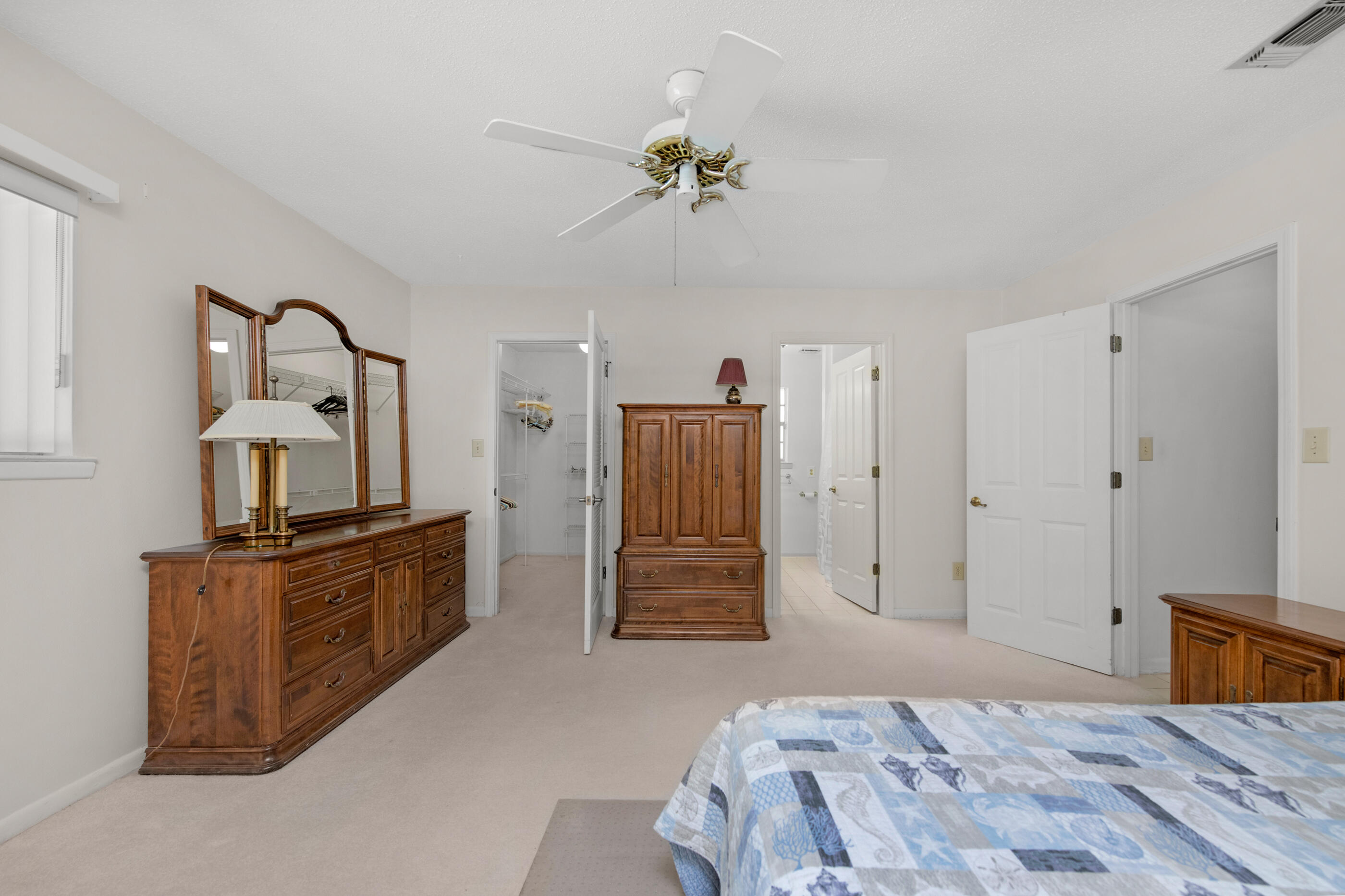 COUNTRY CLUB ESTATES 1ST ADDN - Residential
