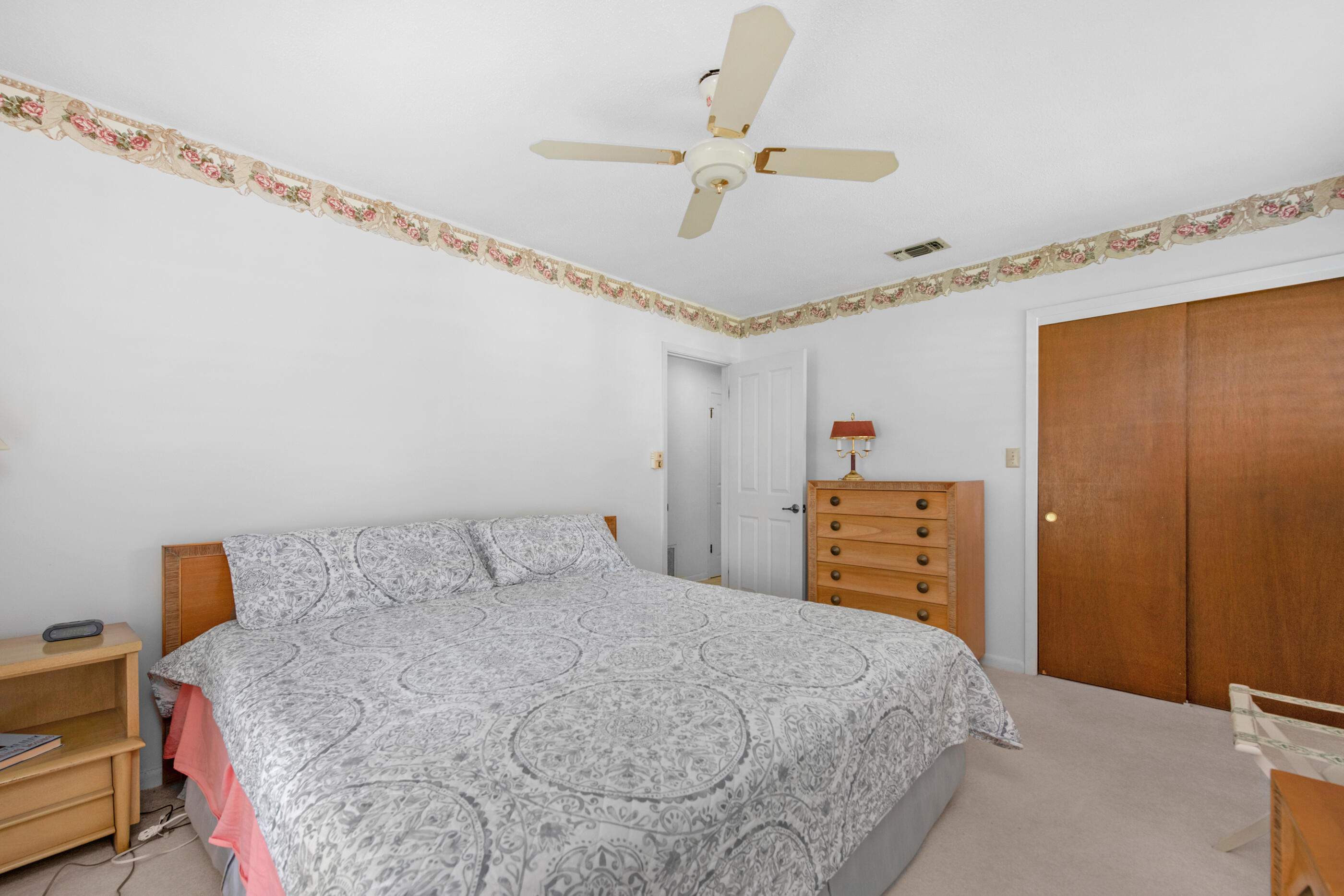 COUNTRY CLUB ESTATES 1ST ADDN - Residential