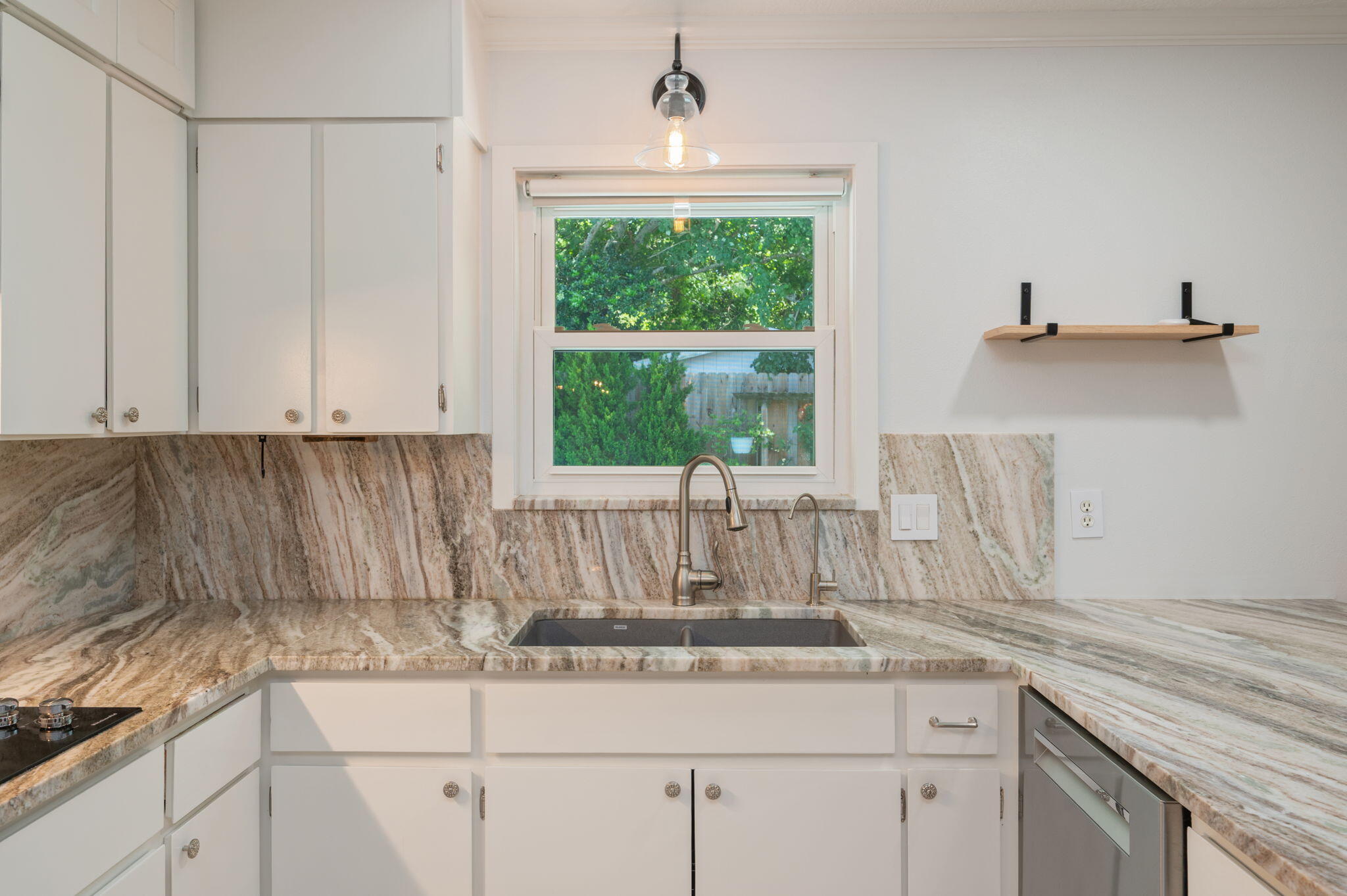 VESTA HEIGHTS 4TH ADDN - Residential