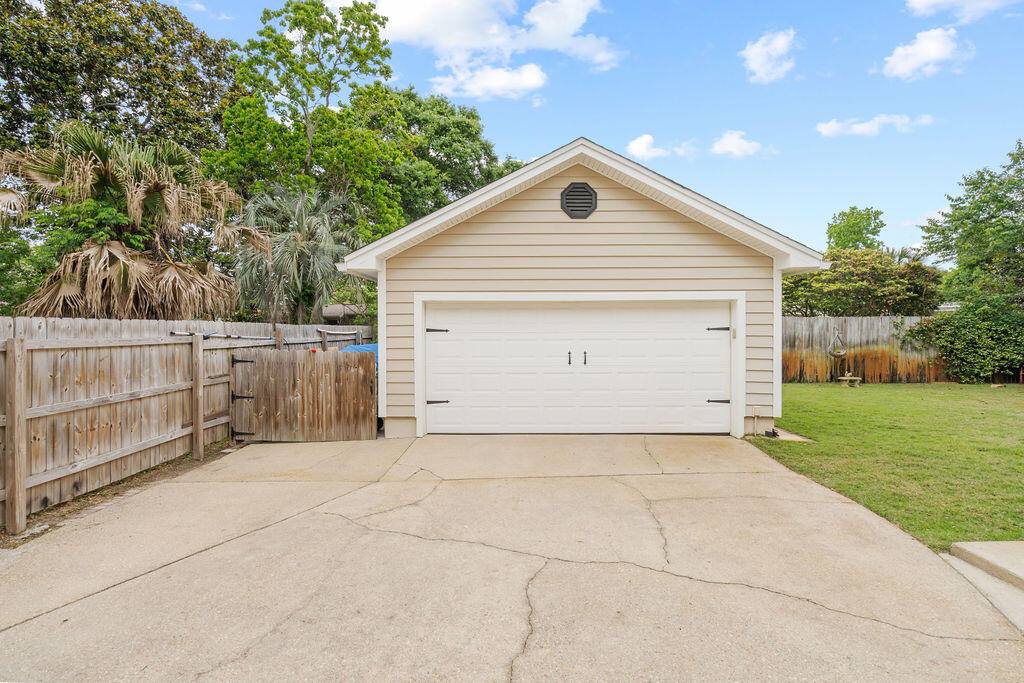 SPENCERS CROSSING - Residential