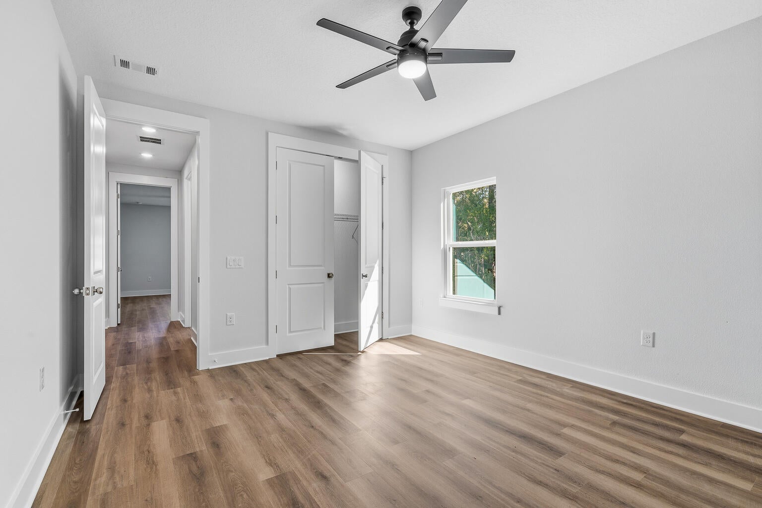 HOLLEY BY THE SEA - Residential Lease