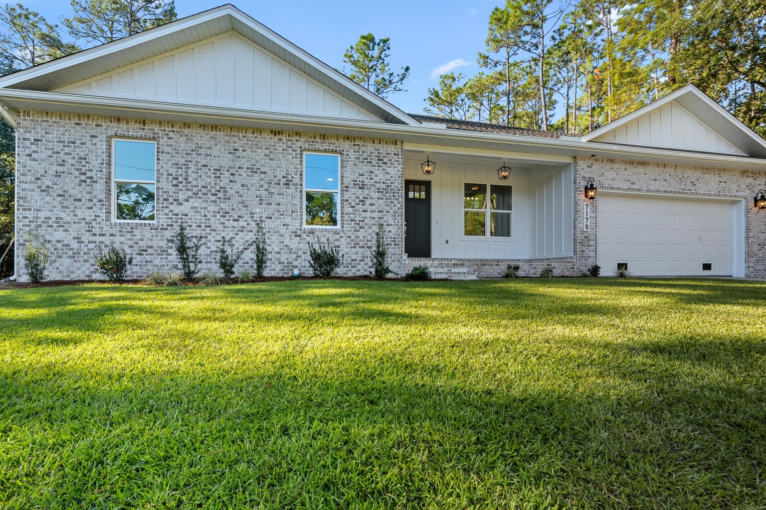 HOLLEY BY THE SEA - Residential Lease