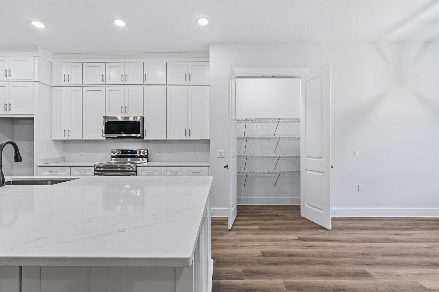 HOLLEY BY THE SEA - Residential Lease