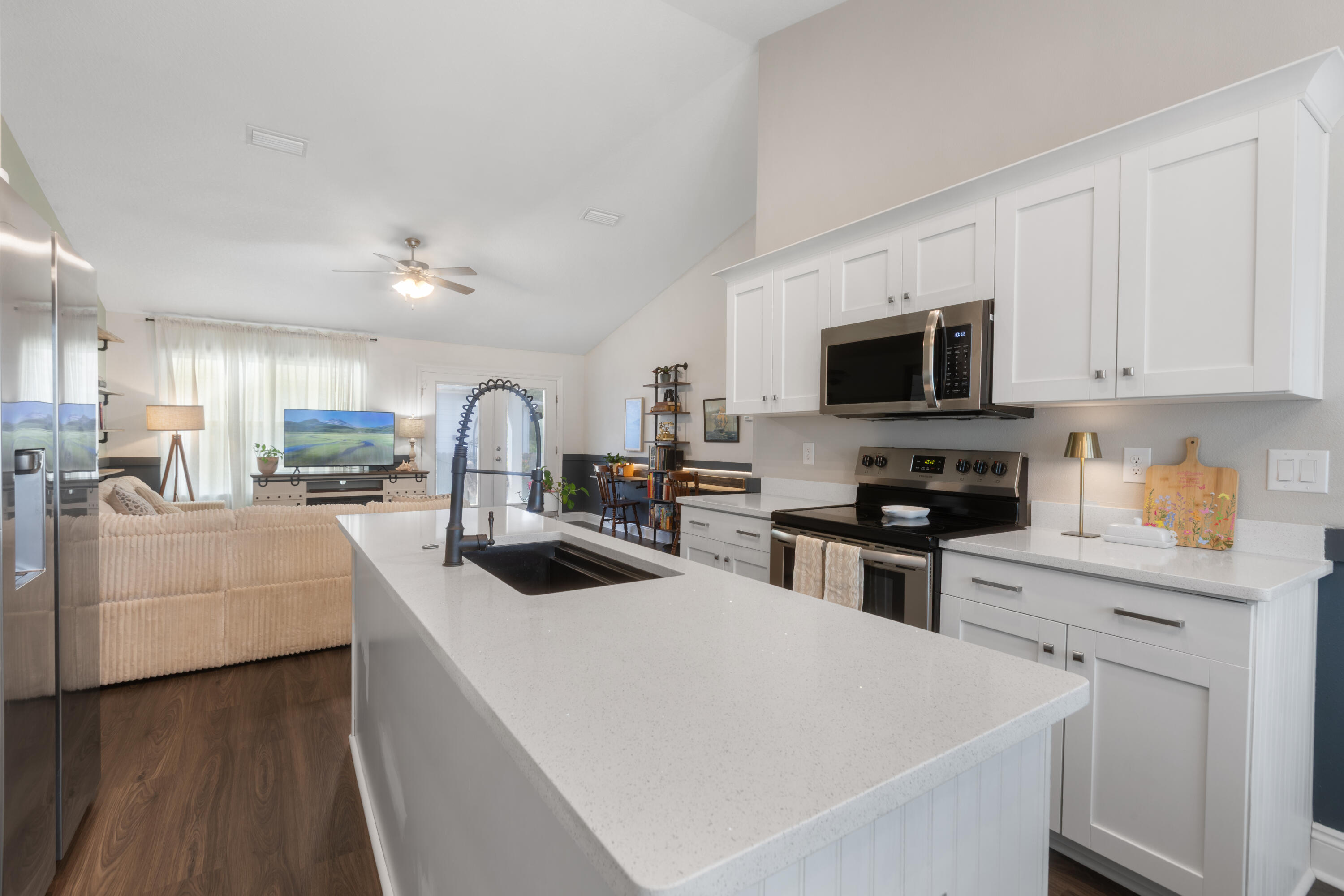 EAST BAY HEIGHTS - Residential