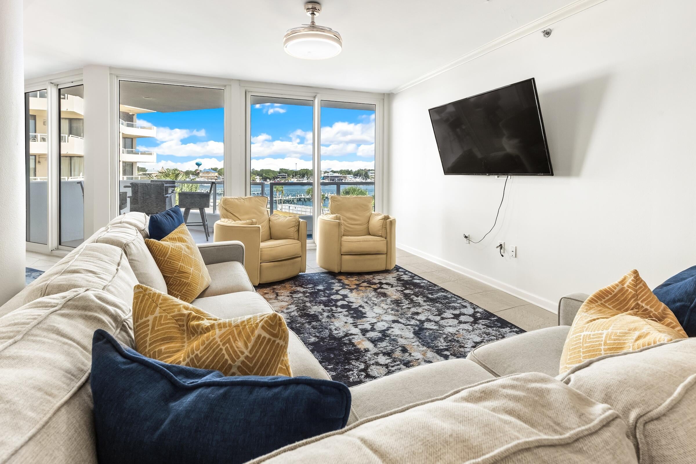 EAST PASS TOWERS CONDO PH 2 - Residential