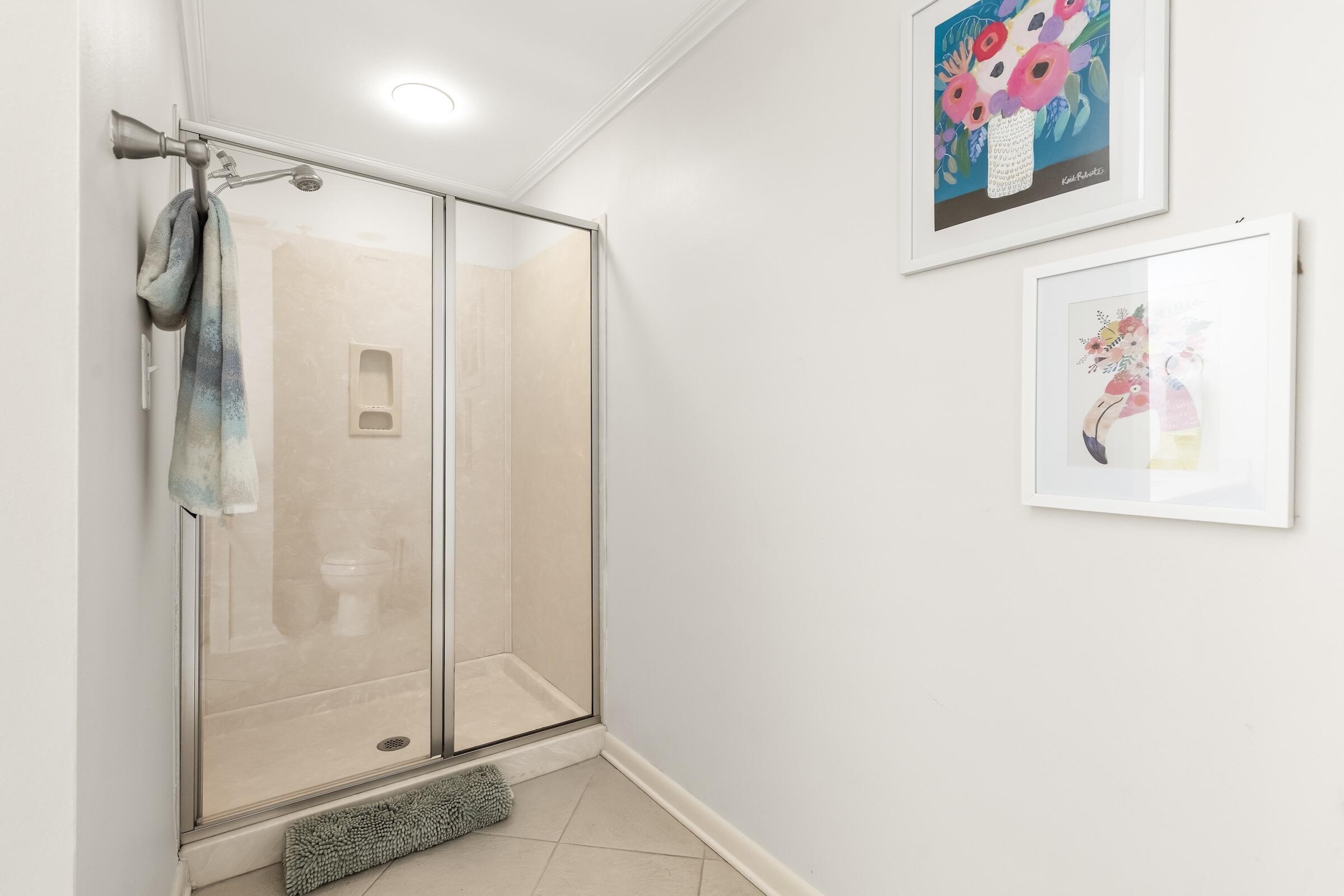 EAST PASS TOWERS CONDO PH 2 - Residential