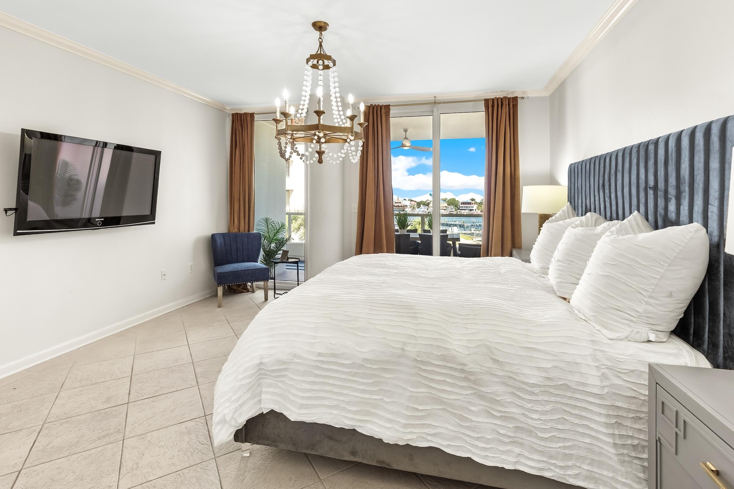 EAST PASS TOWERS CONDO PH 2 - Residential