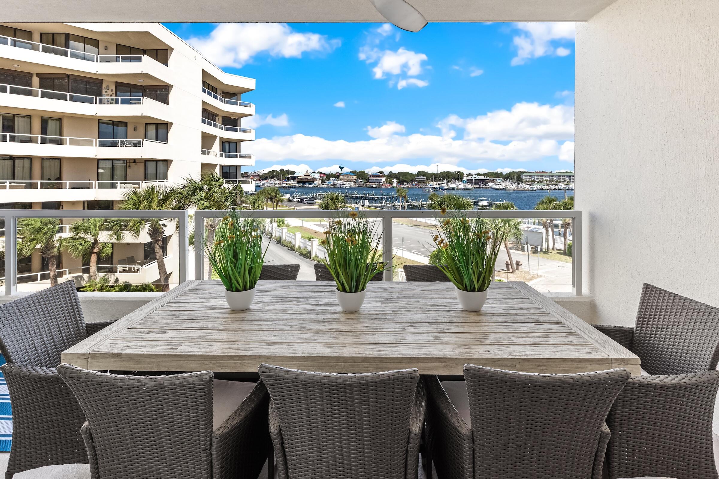 EAST PASS TOWERS CONDO PH 2 - Residential