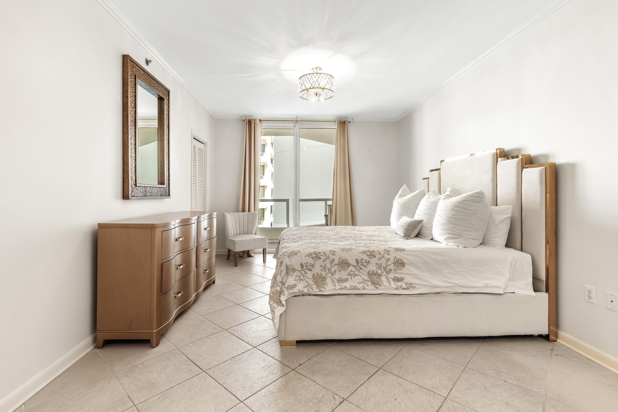 EAST PASS TOWERS CONDO PH 2 - Residential