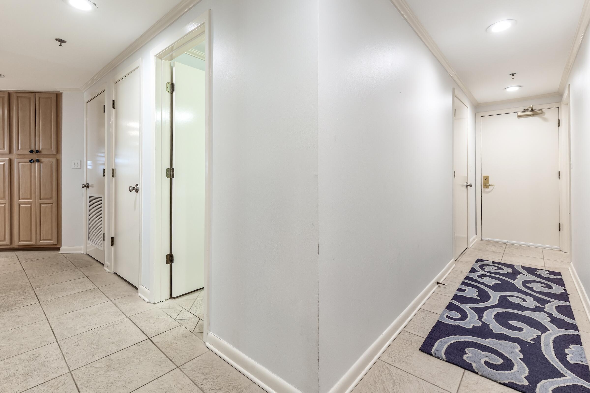 EAST PASS TOWERS CONDO PH 2 - Residential
