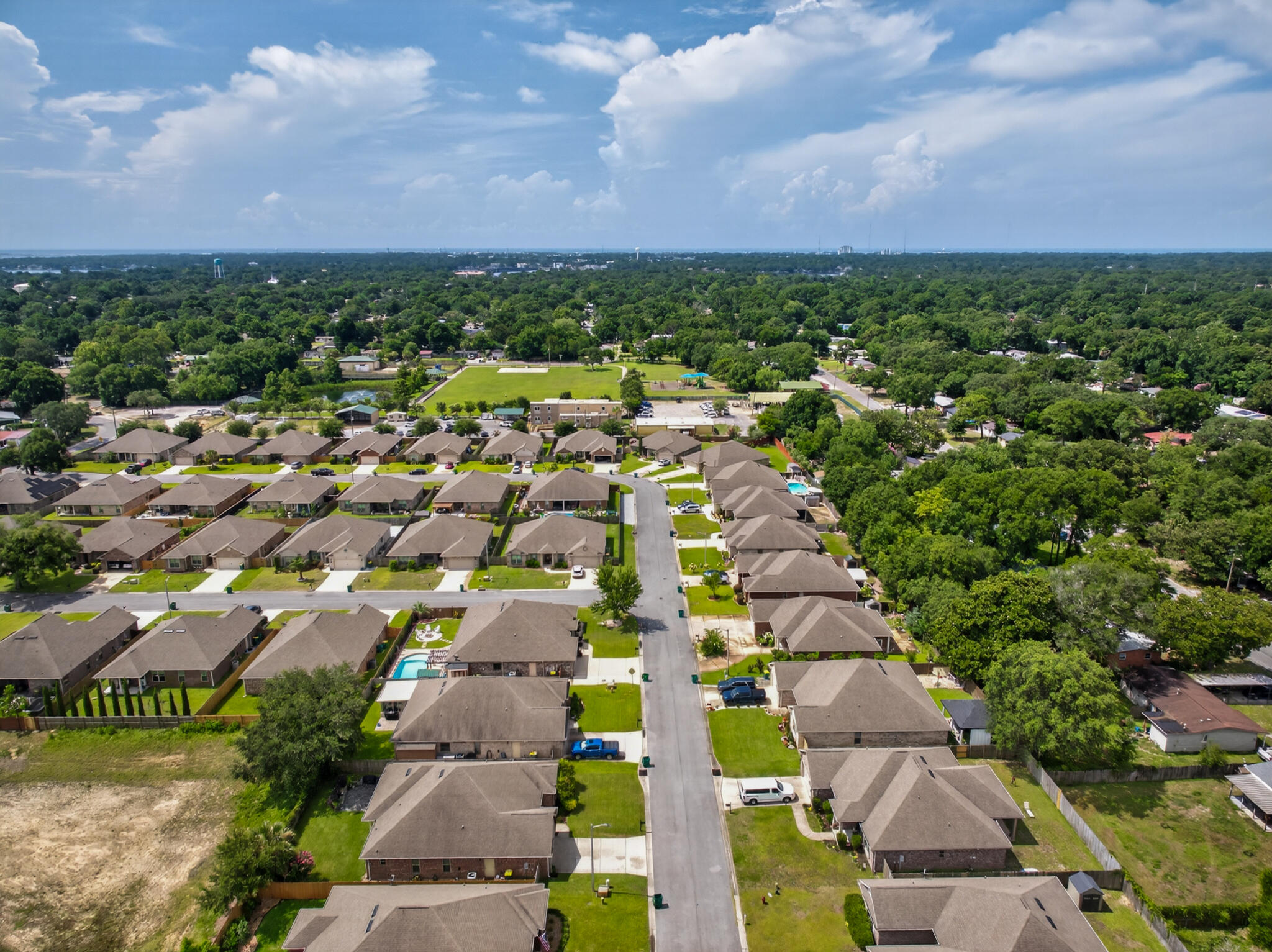 MAJESTIC OAKS - Residential