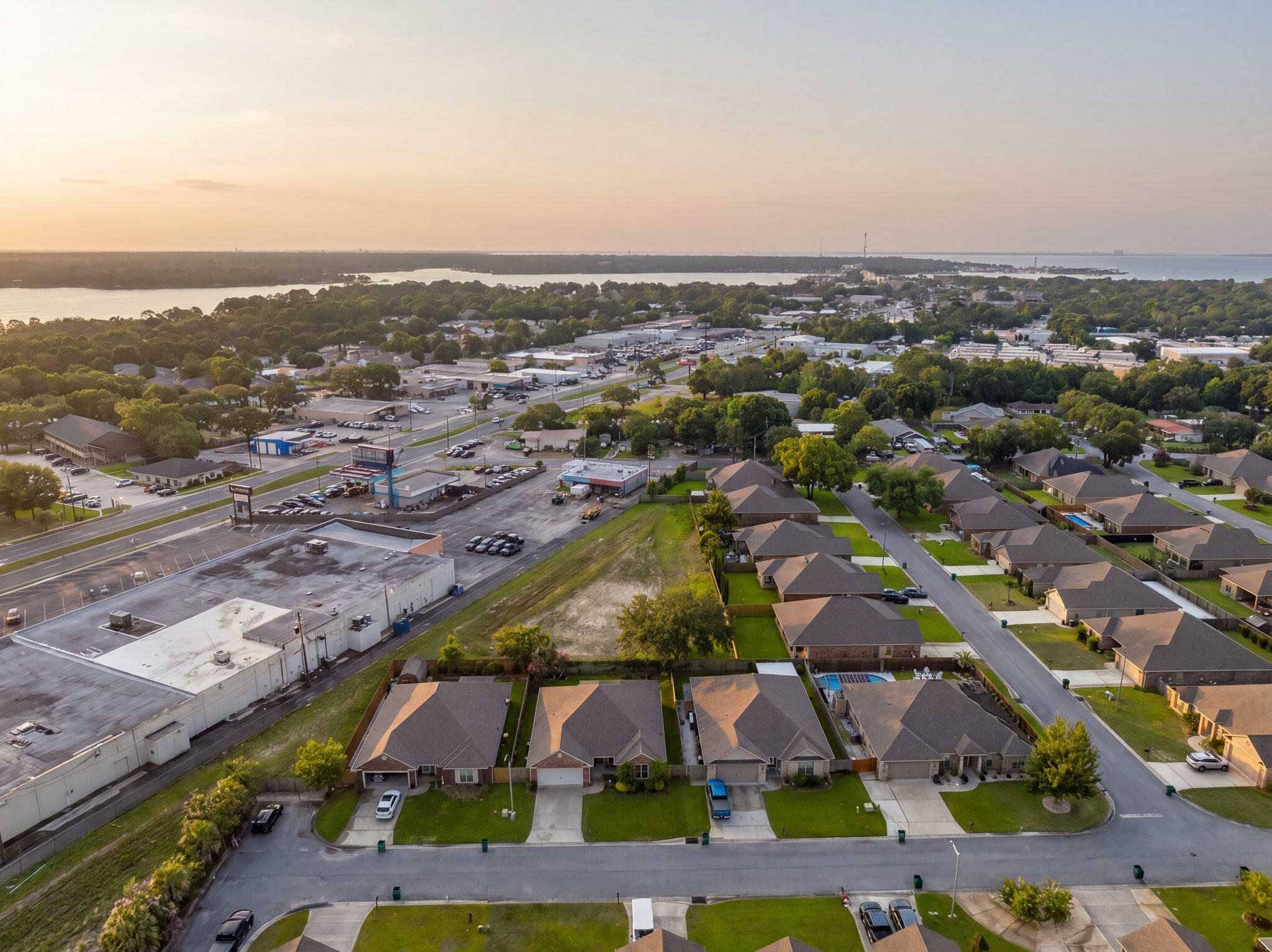 MAJESTIC OAKS - Residential