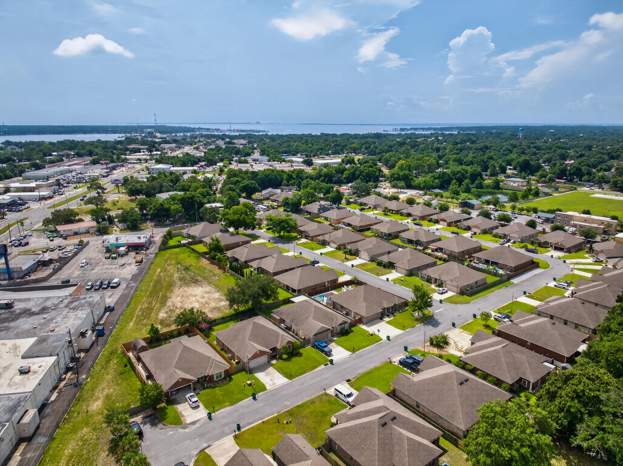 MAJESTIC OAKS - Residential
