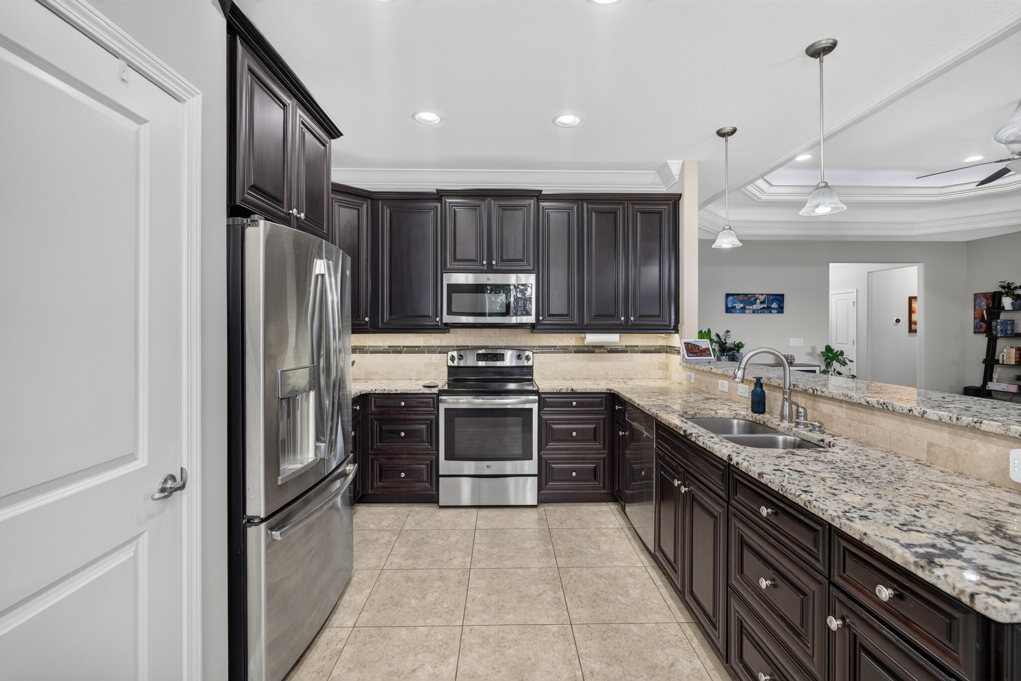 MAJESTIC OAKS - Residential