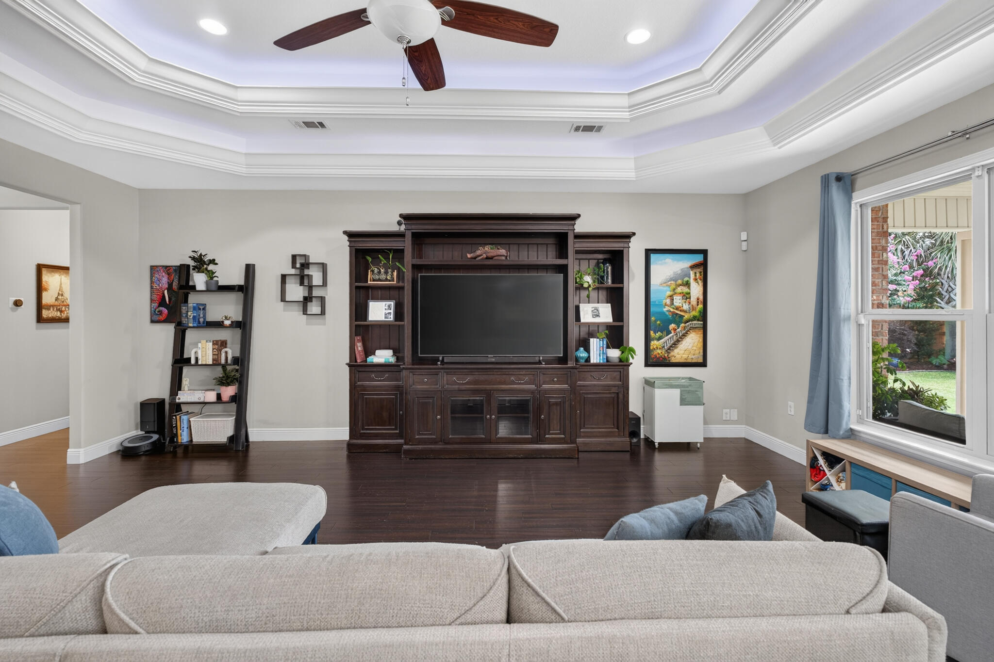 MAJESTIC OAKS - Residential