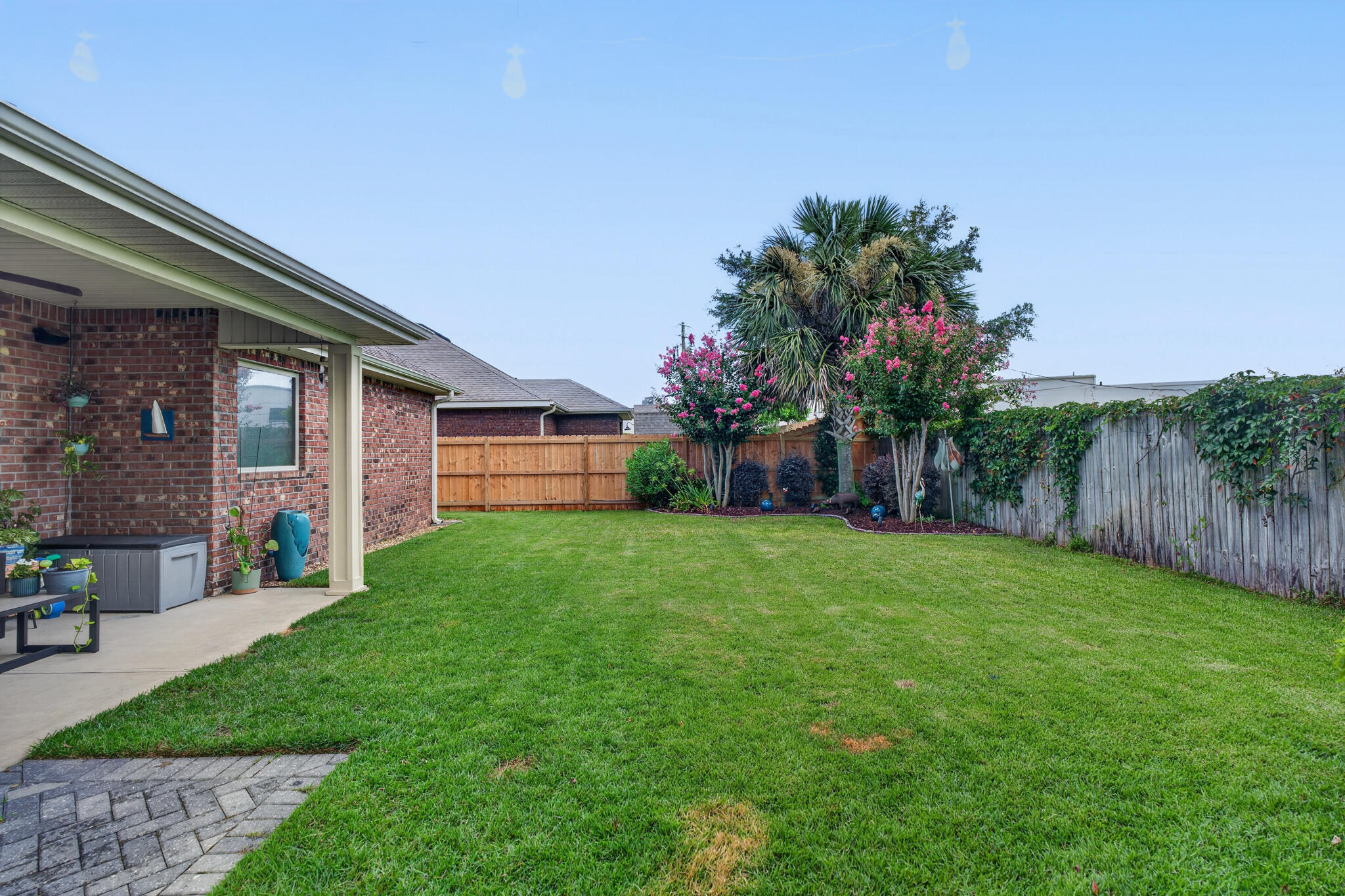 MAJESTIC OAKS - Residential