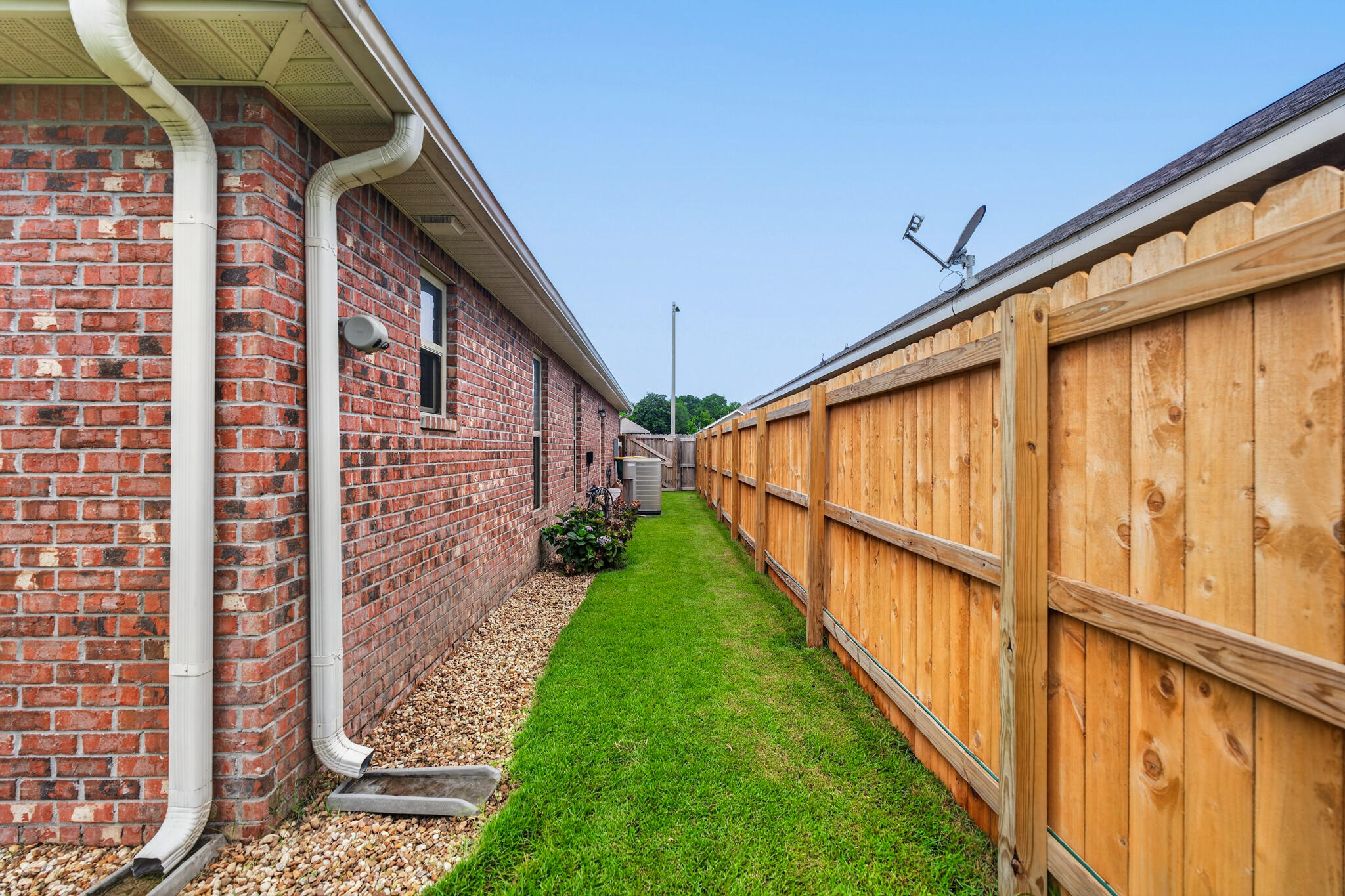 MAJESTIC OAKS - Residential