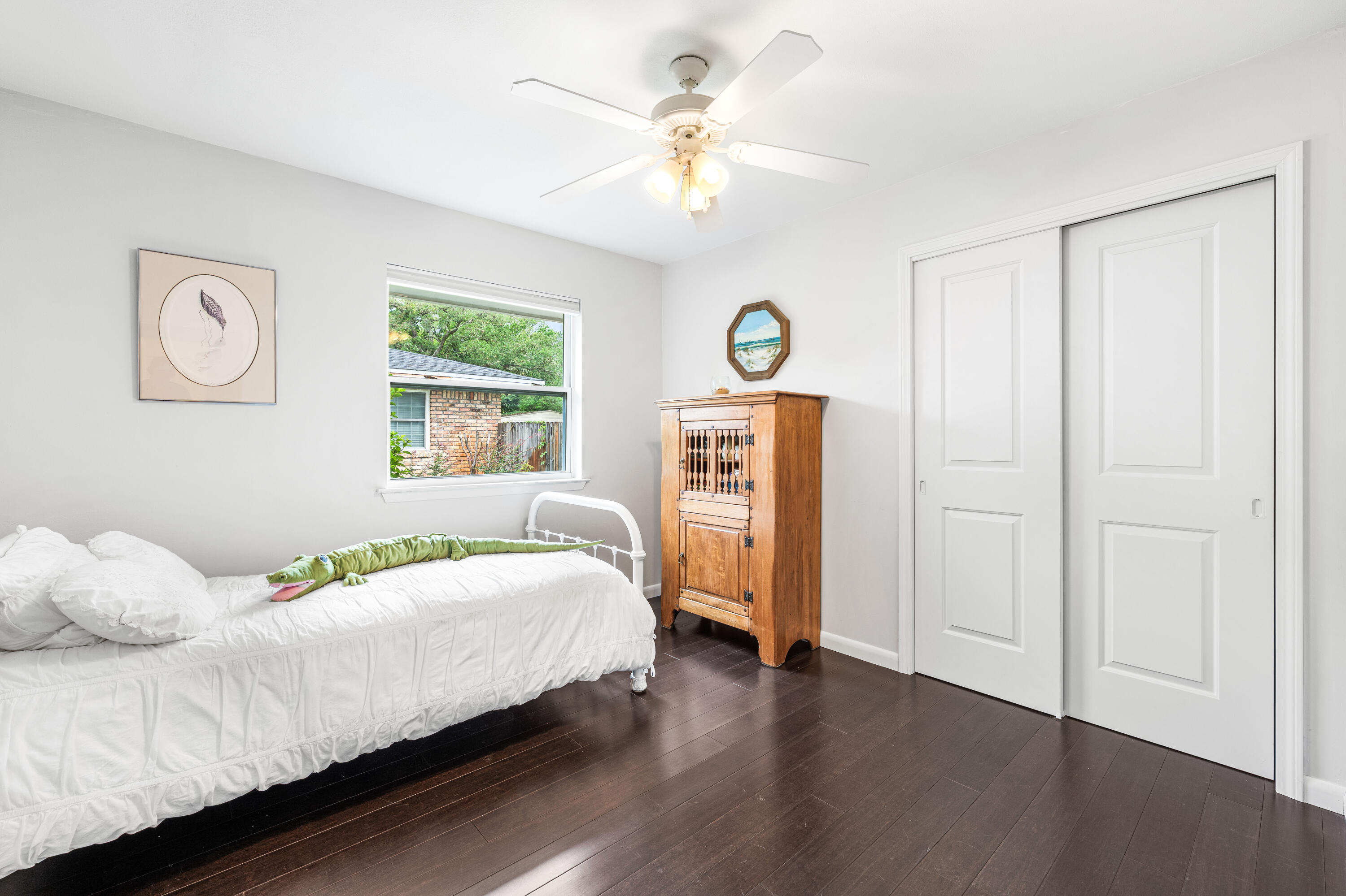 LAKE LORRAINE ESTATES - Residential