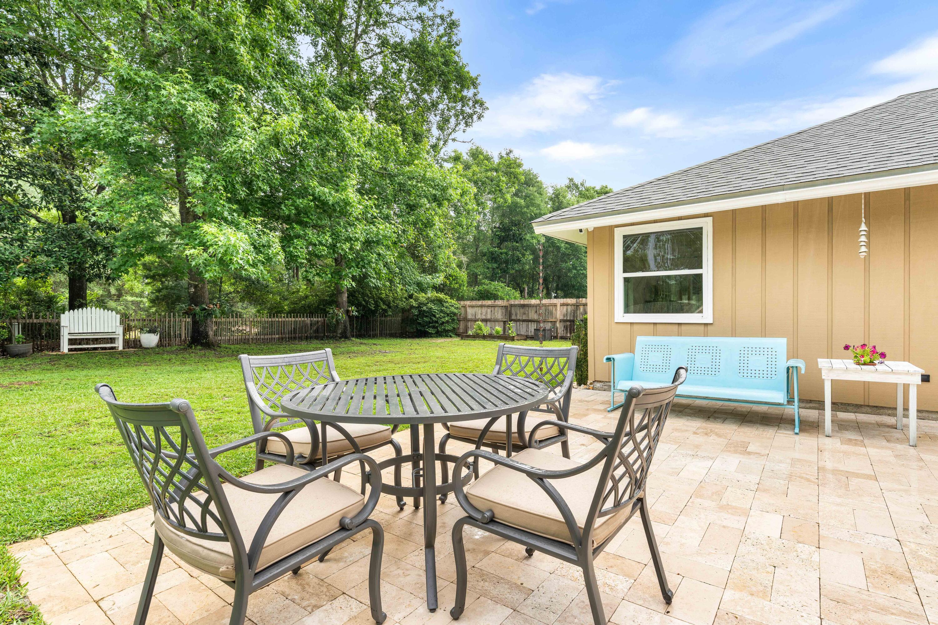 LAKE LORRAINE ESTATES - Residential