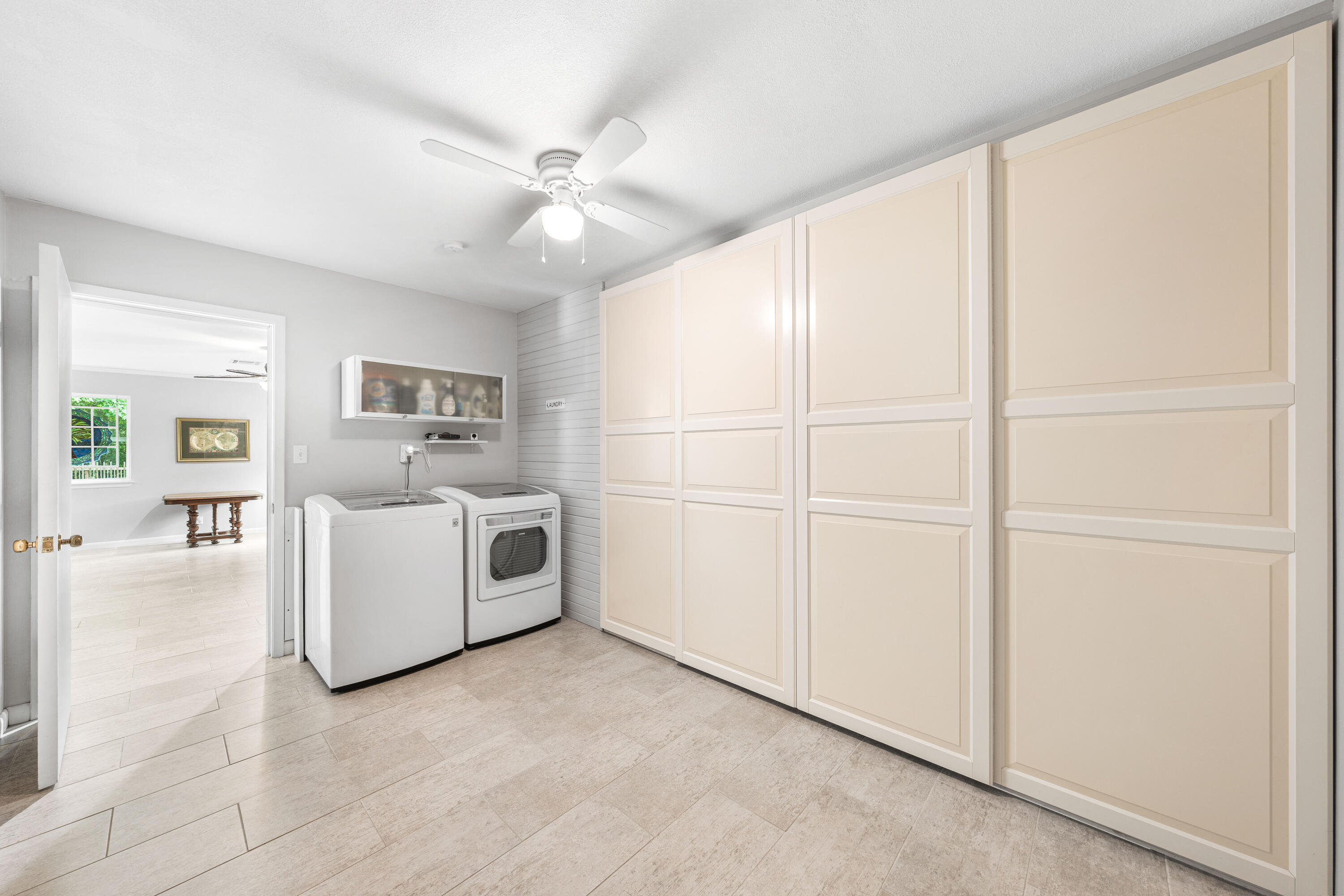 LAKE LORRAINE ESTATES - Residential