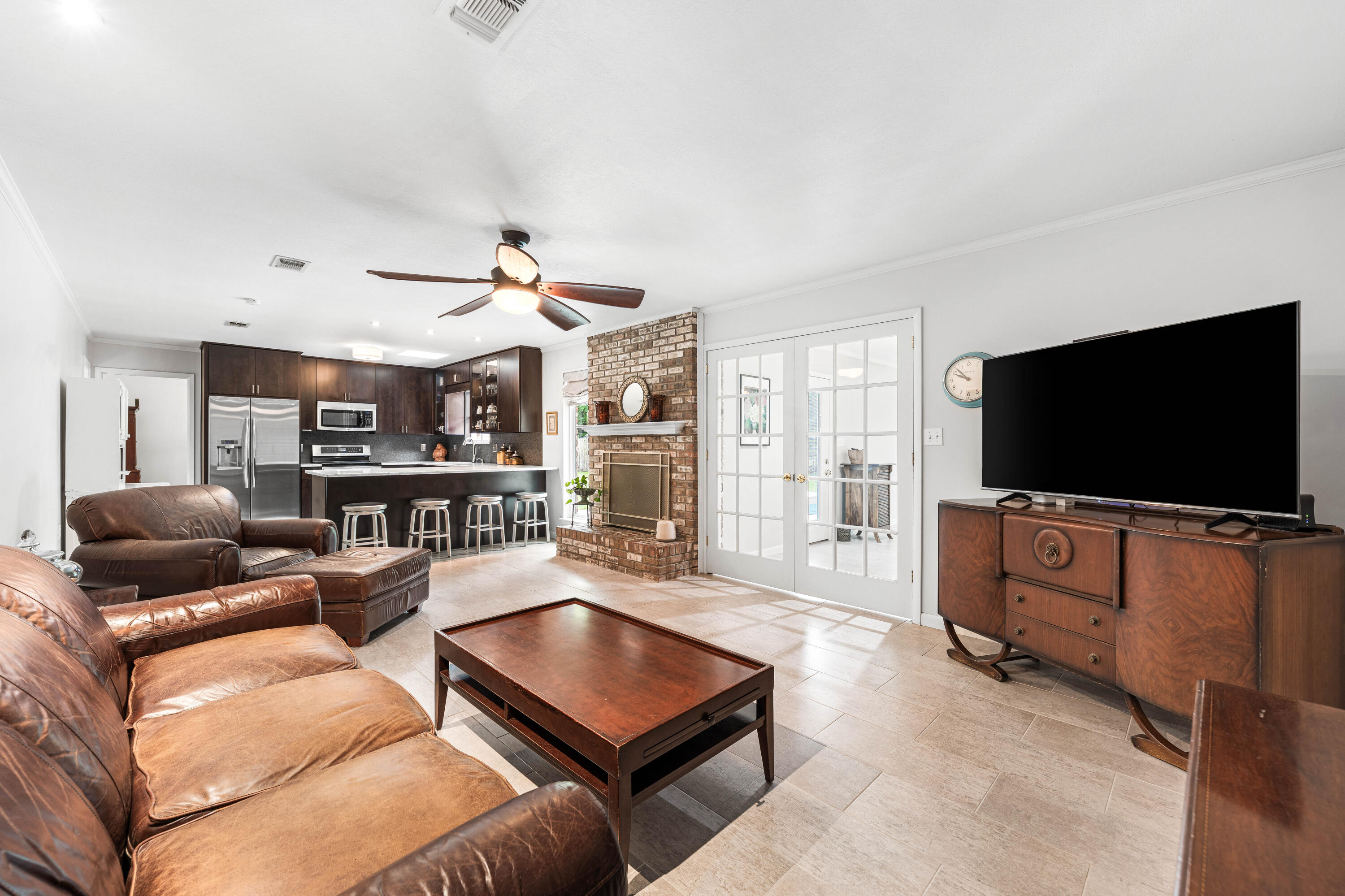 LAKE LORRAINE ESTATES - Residential